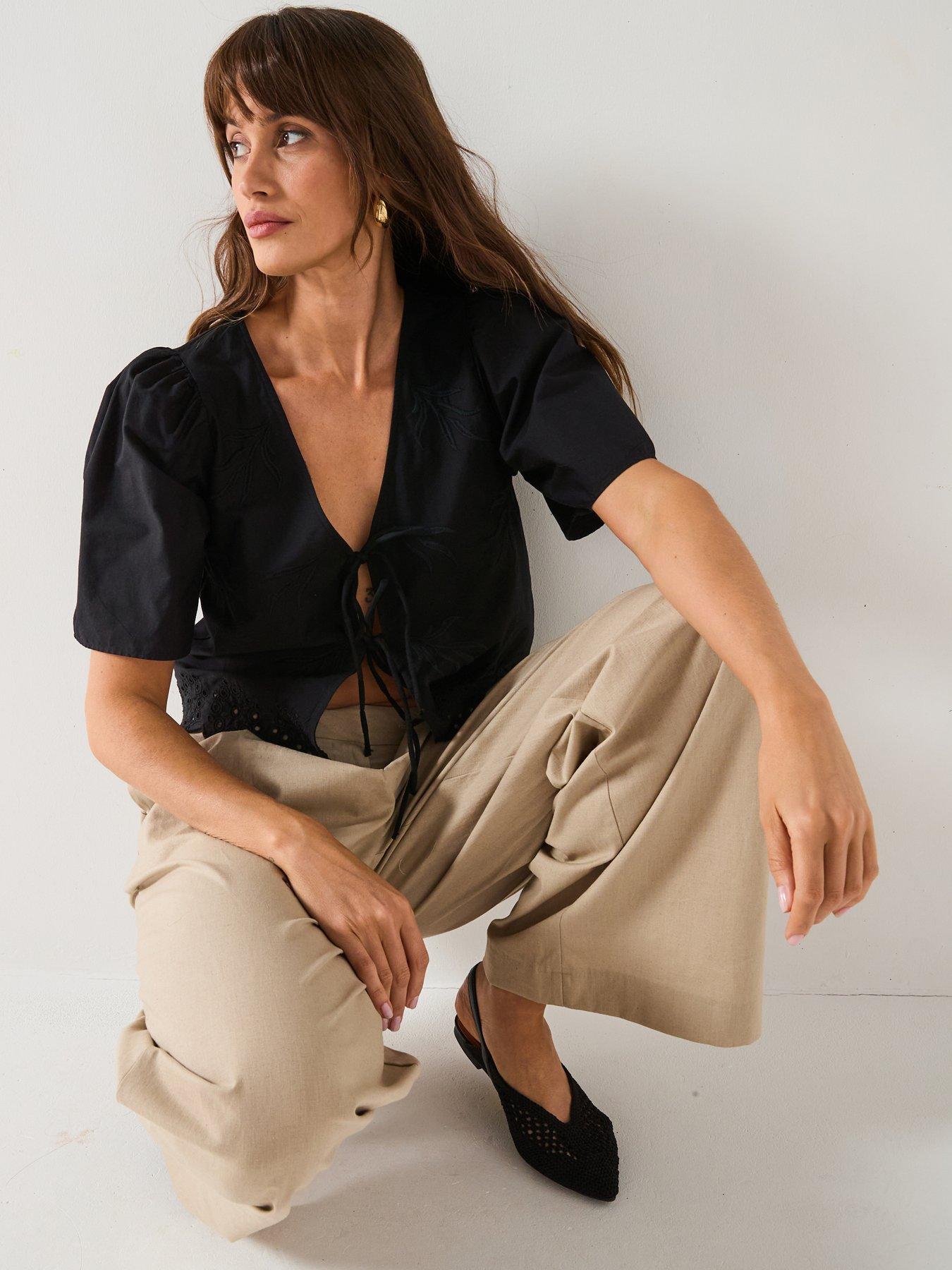 jdy-alice-short-sleeve-tie-top-blackoutfit