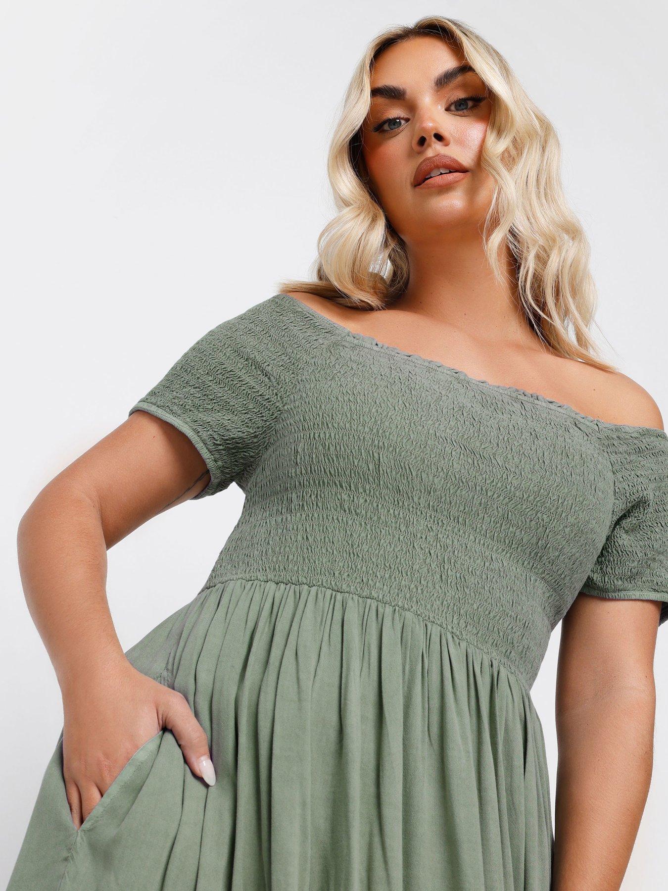 yours-curve-shirred-bardot-chambray-dressoutfit