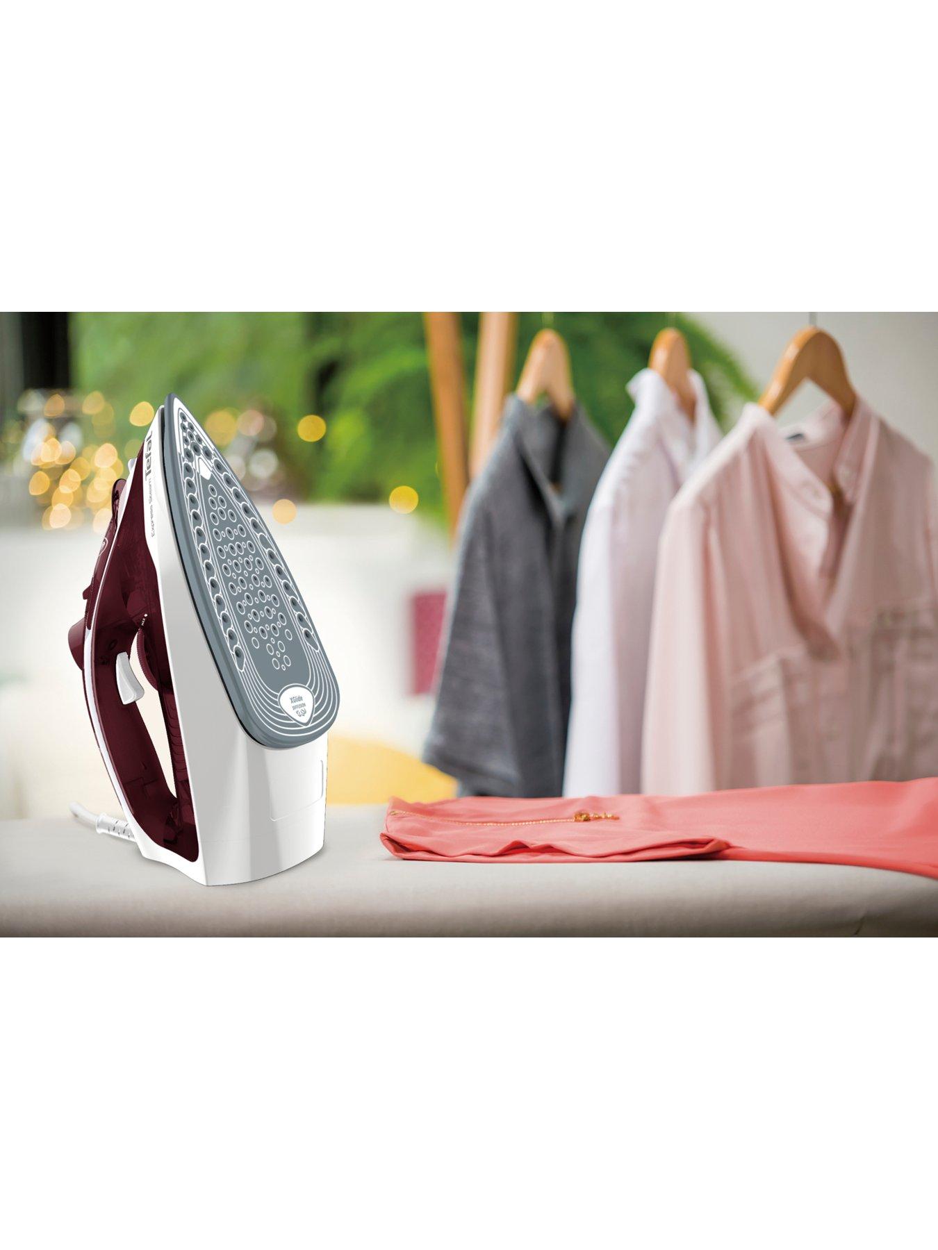Image 4 of 5 of Tefal Tefal Express Steam Iron
