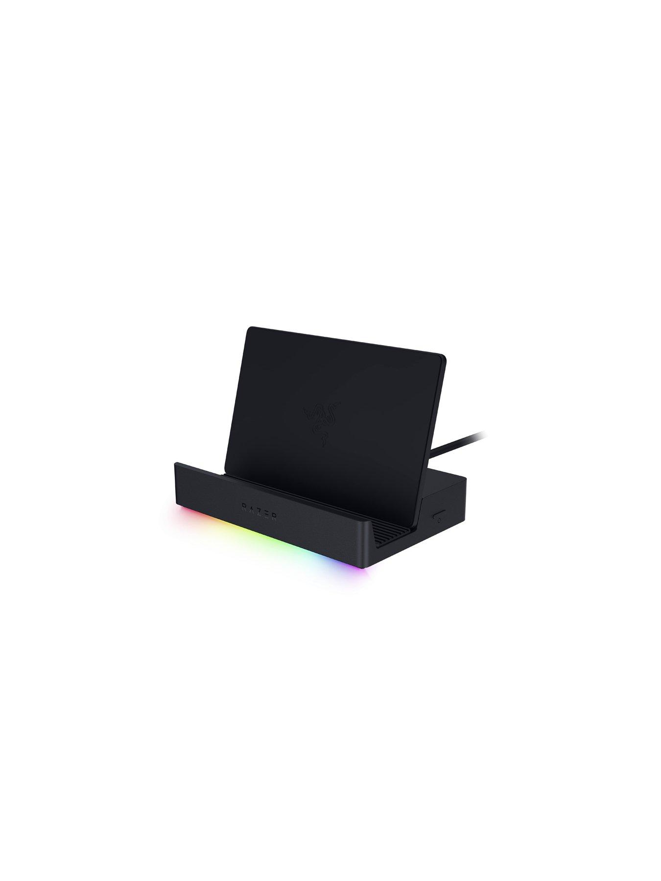 razer-handheld-dock-chromaoutfit