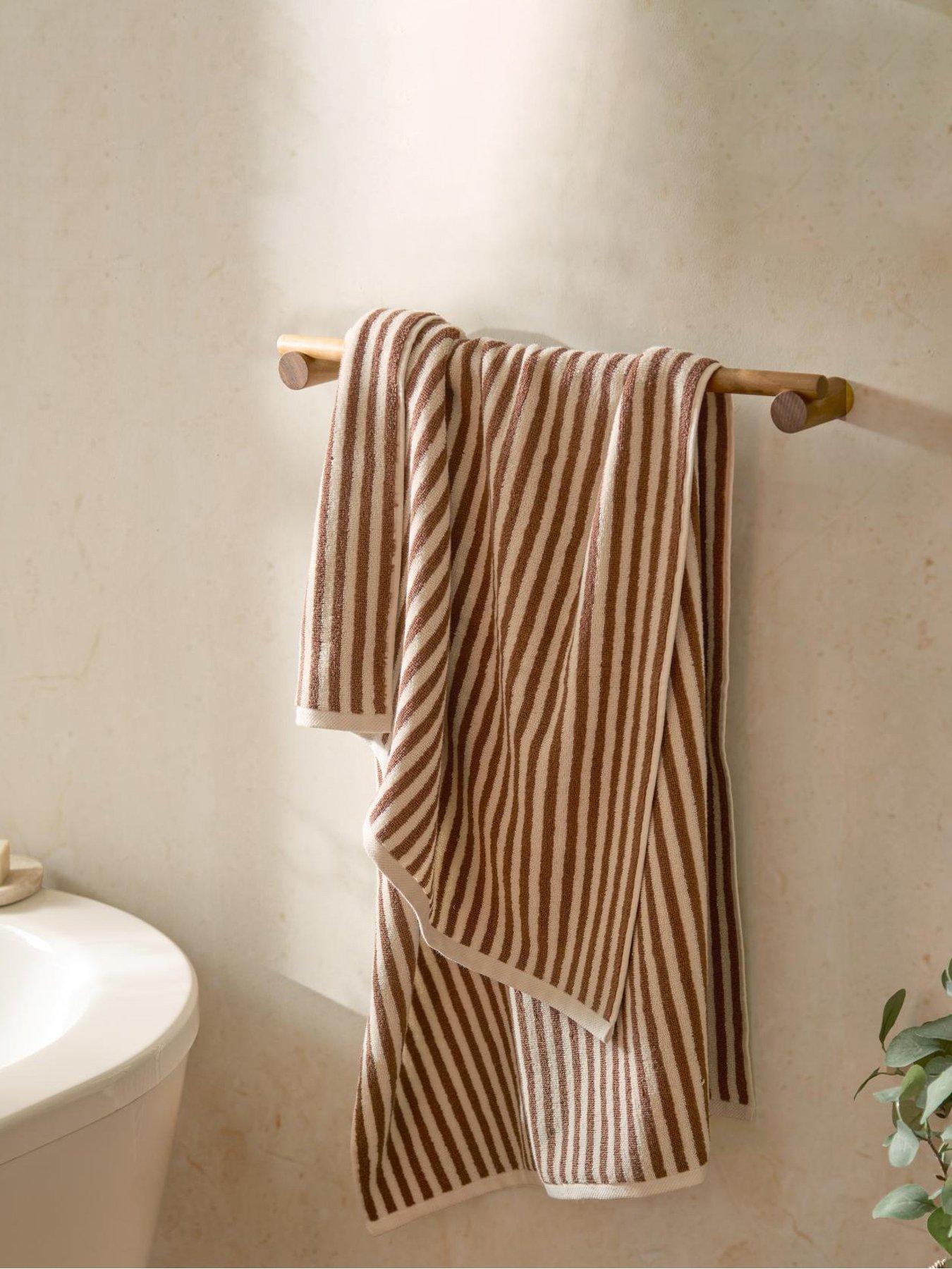Yard Hebden Bath Towel