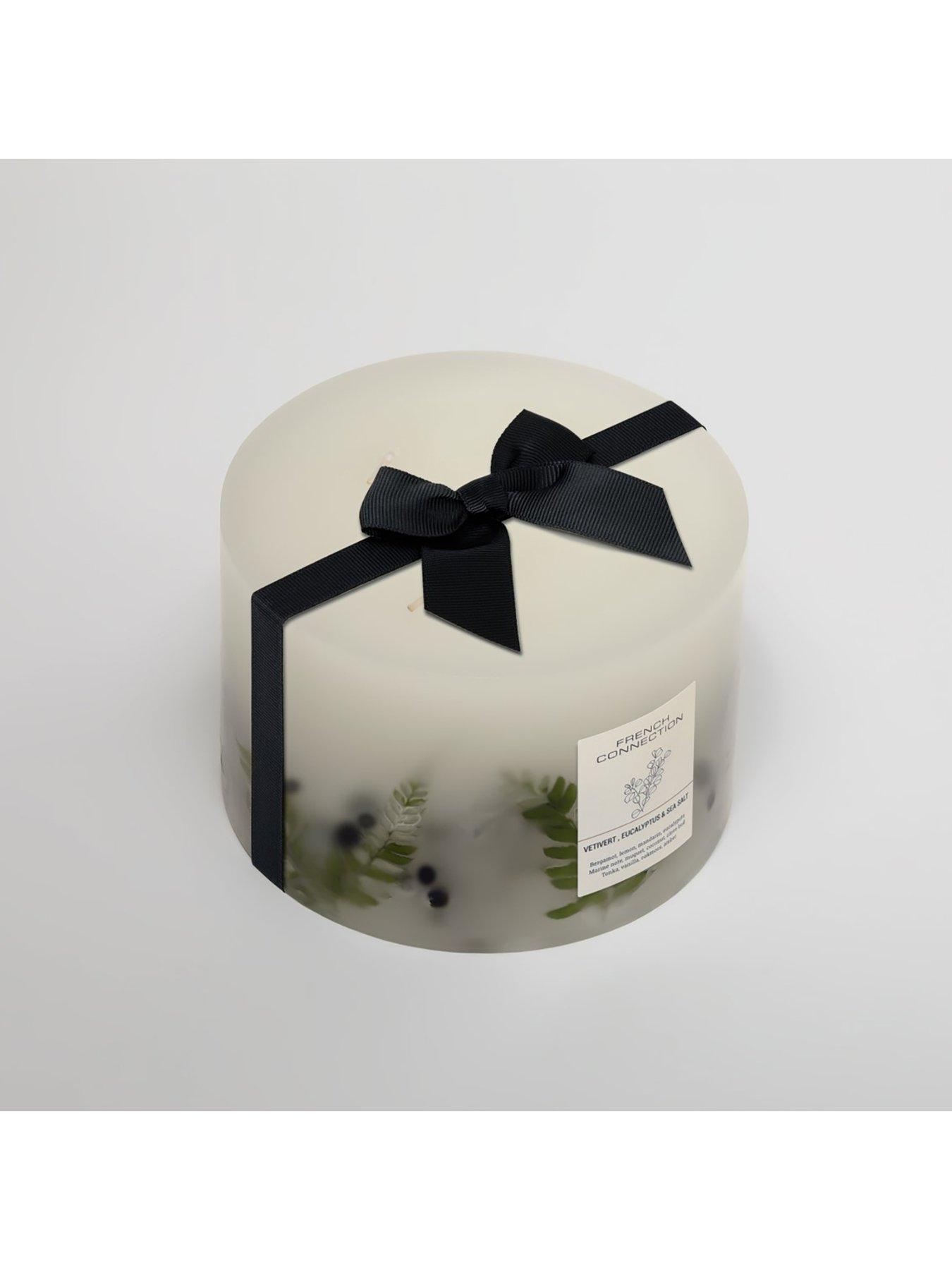 Image 3 of 4 of French Connection Vetivert, Eucalyptus &amp; Sea Salt 1.5kg Candle