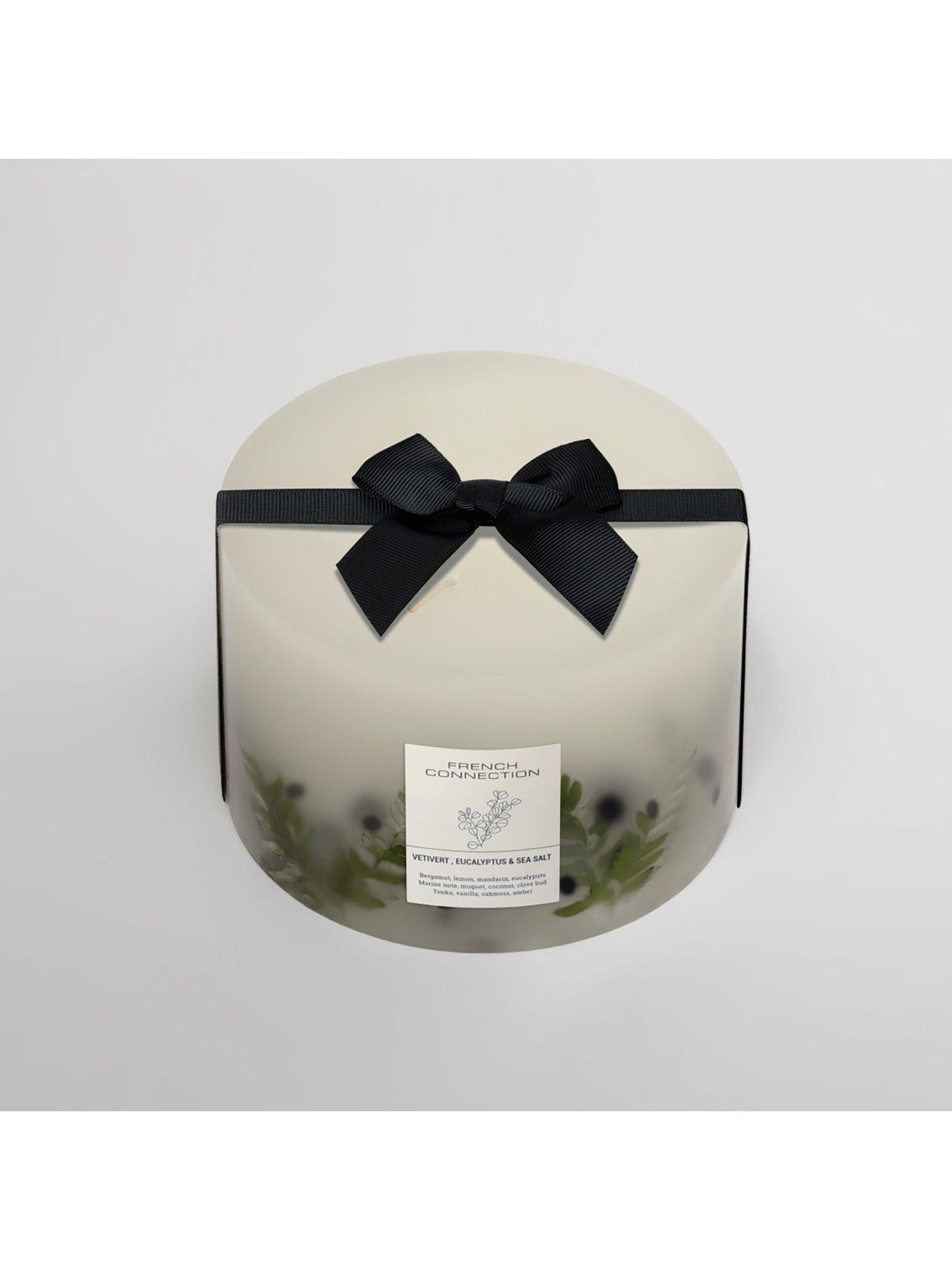 Image 4 of 4 of French Connection Vetivert, Eucalyptus &amp; Sea Salt 1.5kg Candle