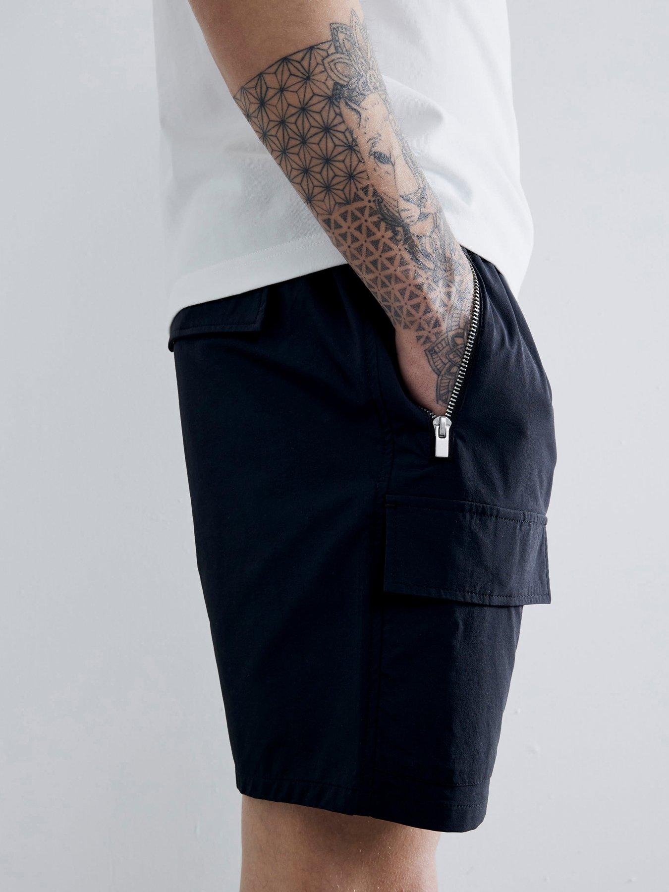 river-island-mayer-stretch-cargo-shorts-blackoutfit
