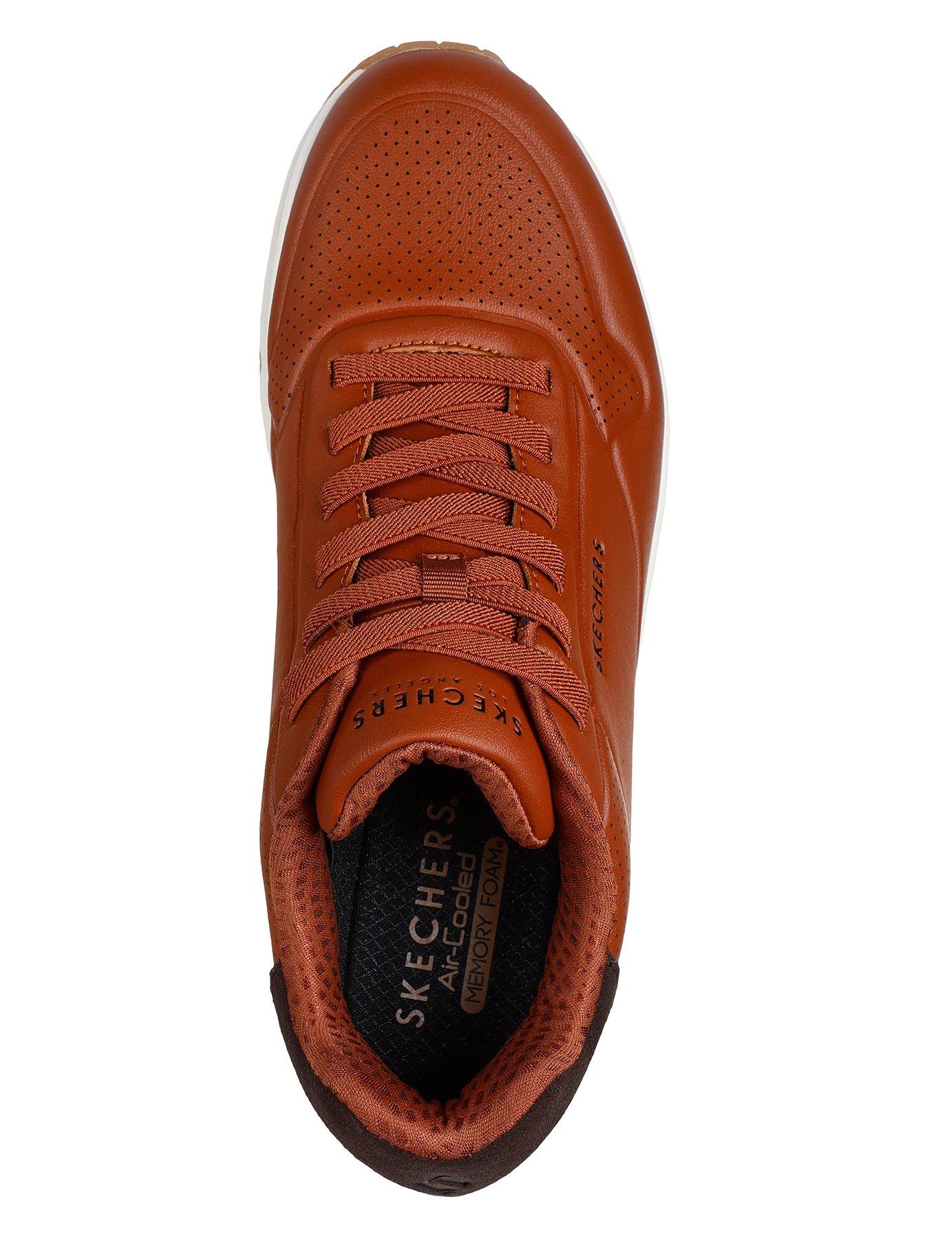 Image 3 of 5 of Skechers Uno- Alder Bungee Trainers&nbsp;- Beige