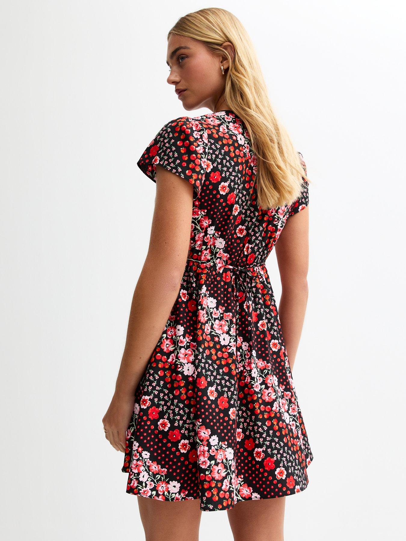 New Look Floral and Tomato Print Crepe Mini Dress - Black | Very Ireland