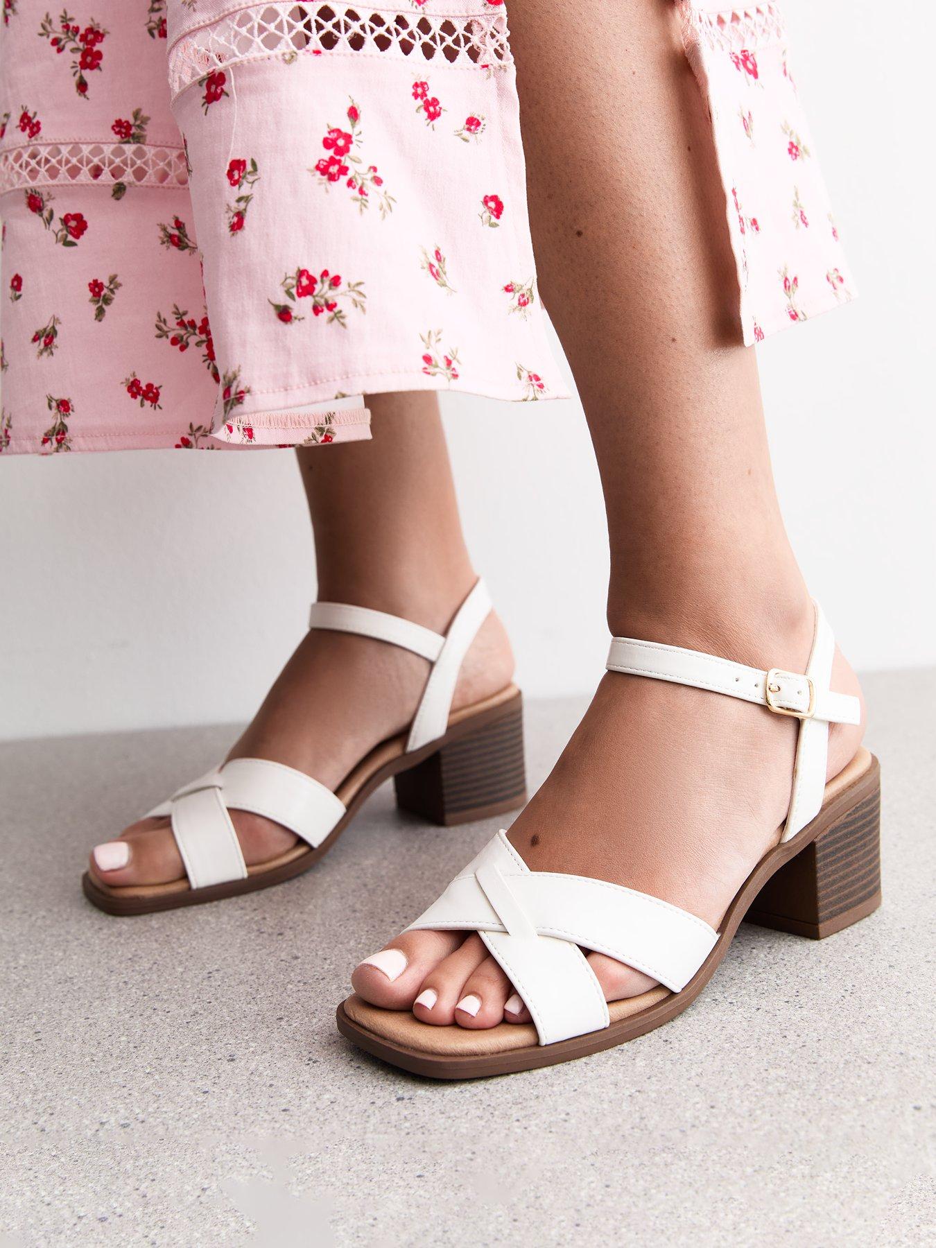 Image 4 of 5 of New Look White Faux Leather Crossover Strap Sandals