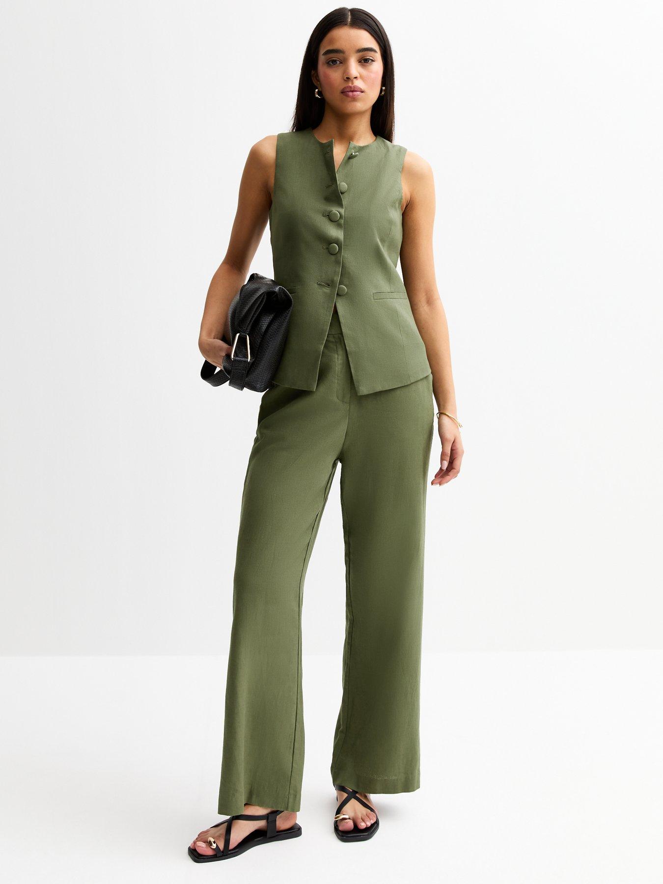 Image 3 of 6 of New Look Crew Neck Linen Blend Waistcoat - Khaki