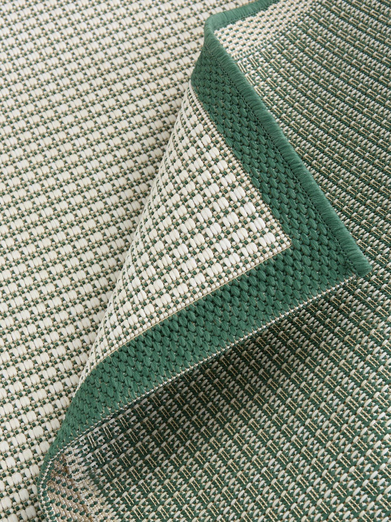the-very-collection-element-border-indooroutdoor-rug-greenoutfit