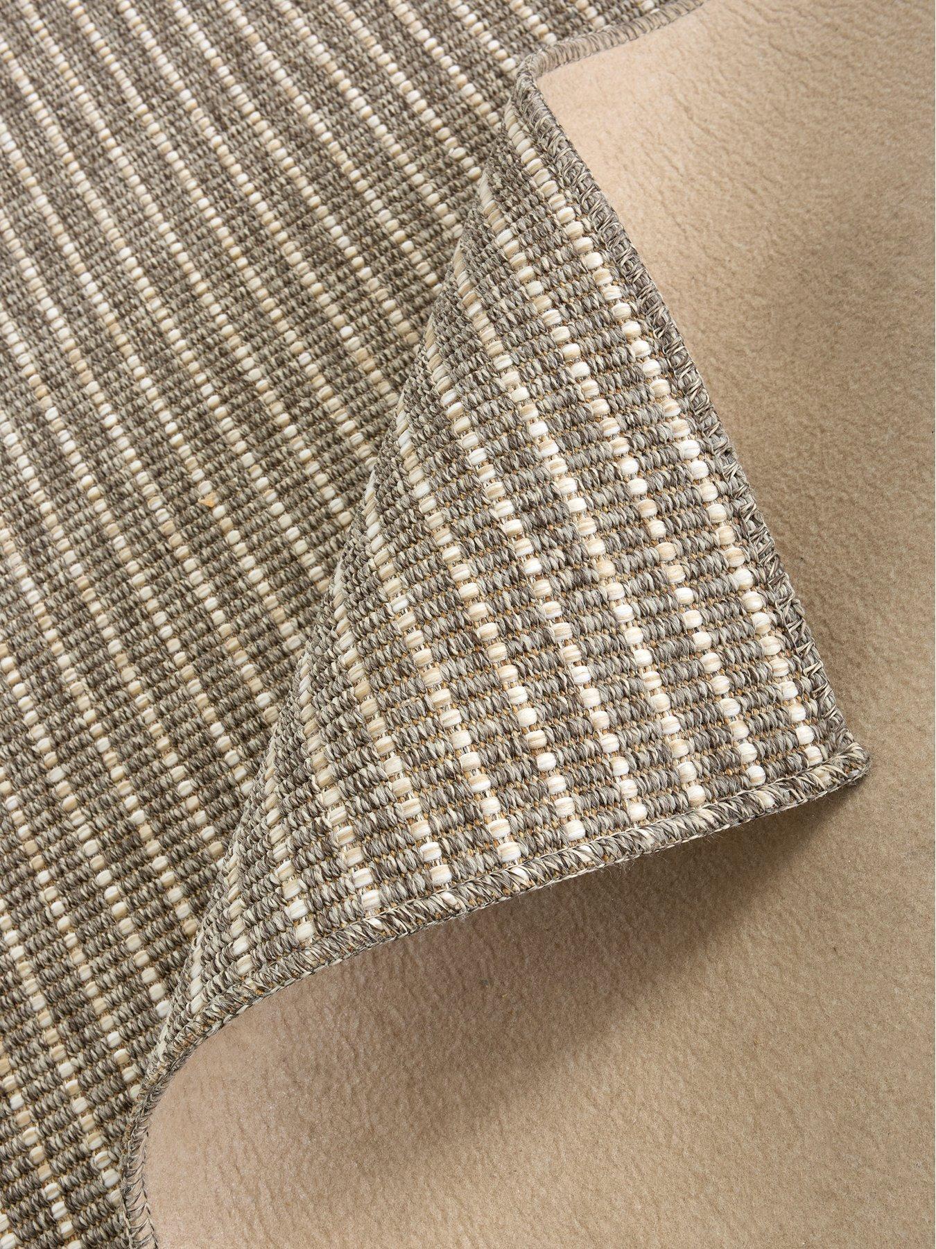 Image 4 of 5 of The Very Collection Sorrento Indoor/Outdoor Rug - Stone