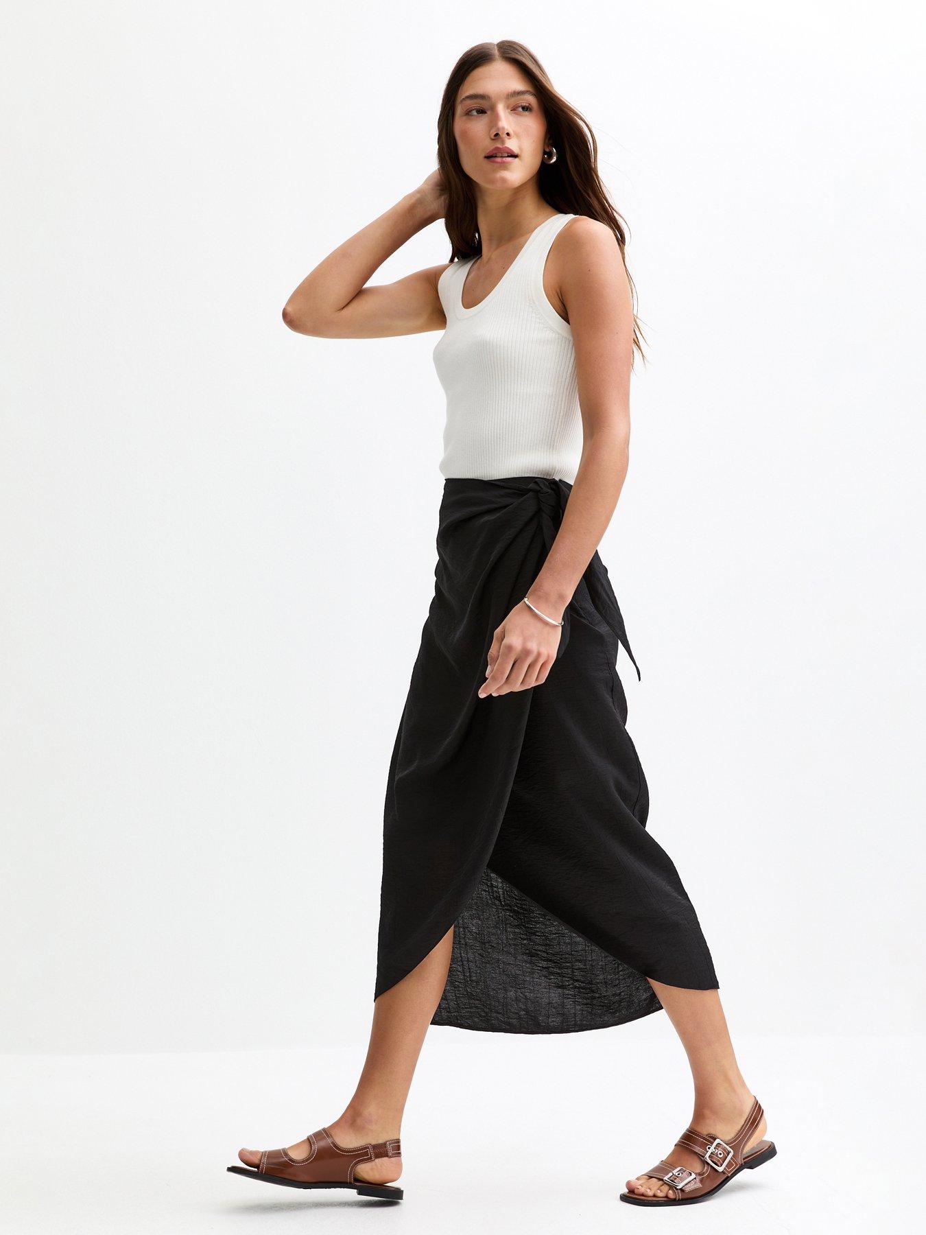 Image 4 of 6 of New Look Black Crinkled Wrap Midi Skirt