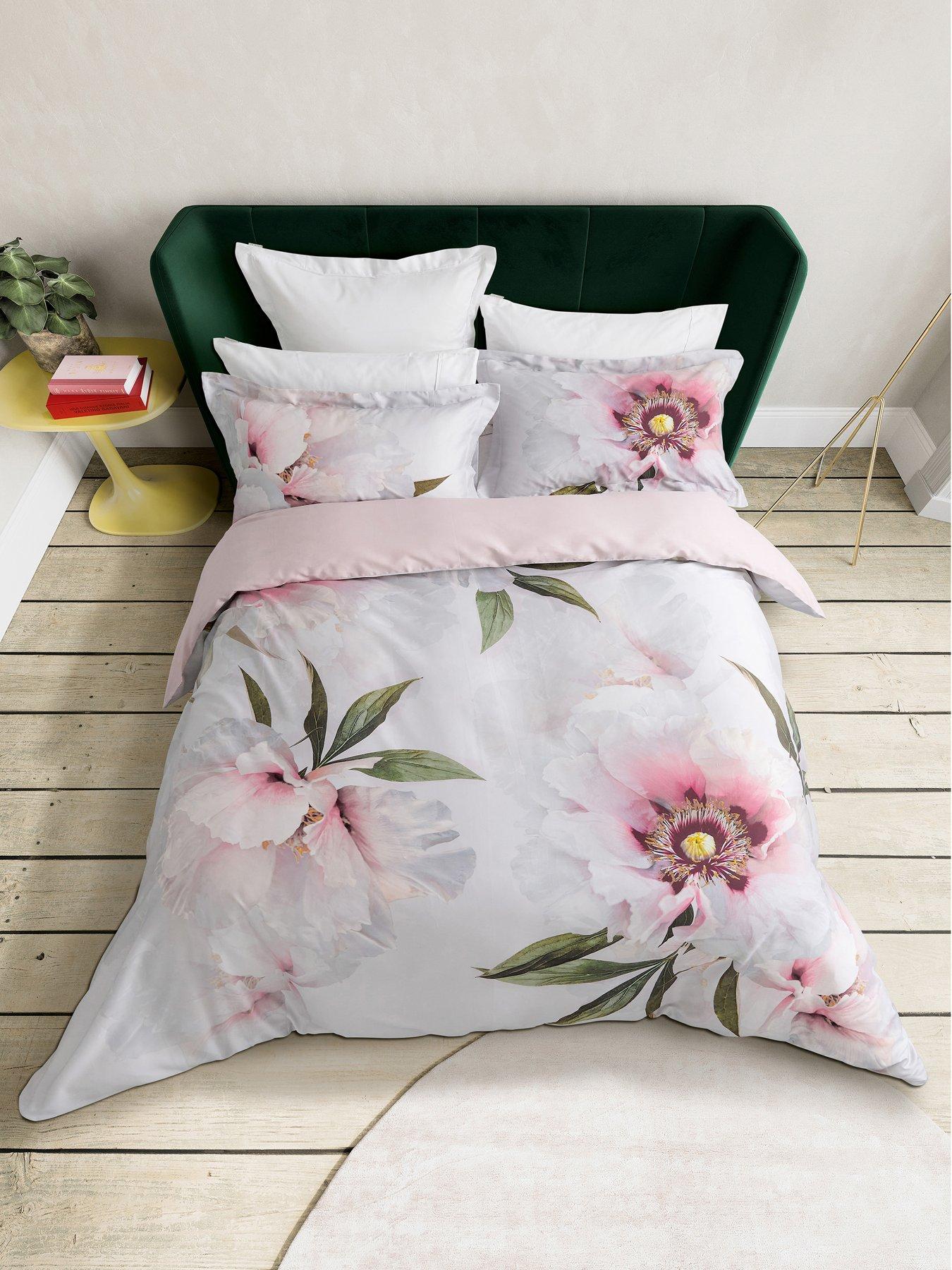 Image 5 of 5 of Ted Baker Peony Floral 100% Cotton Sateen Duvet Set