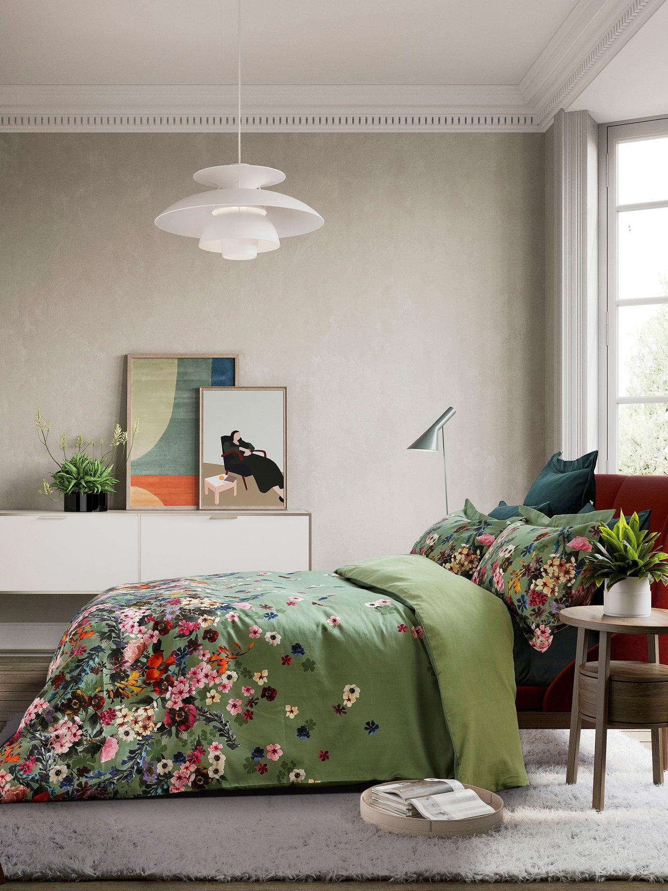ted-baker-antiquity-border-100-cotton-sateen-duvet-cover-set