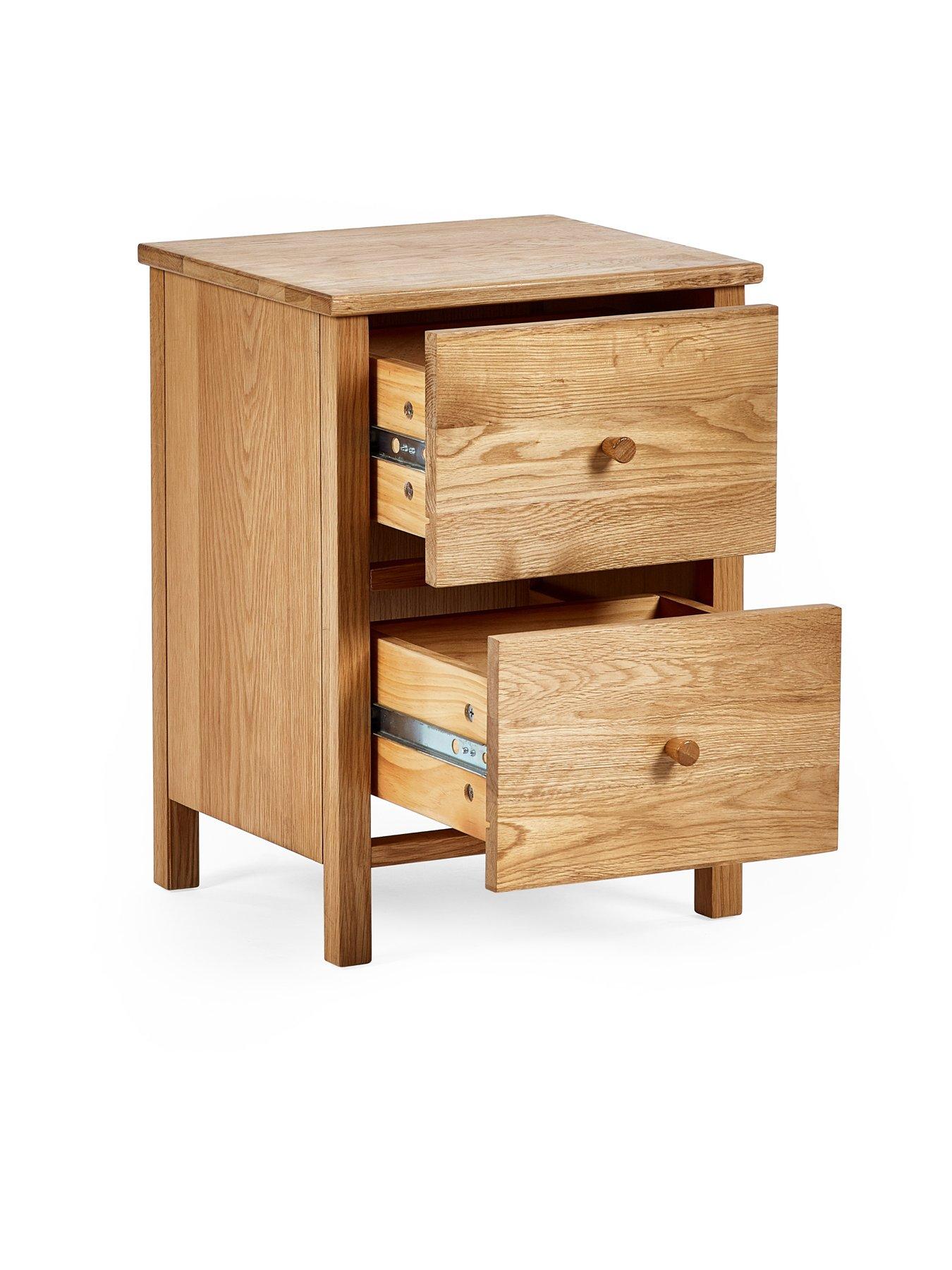 julian-bowen-coxmoor-2-drawer-bedside-contains-solid-oakoutfit