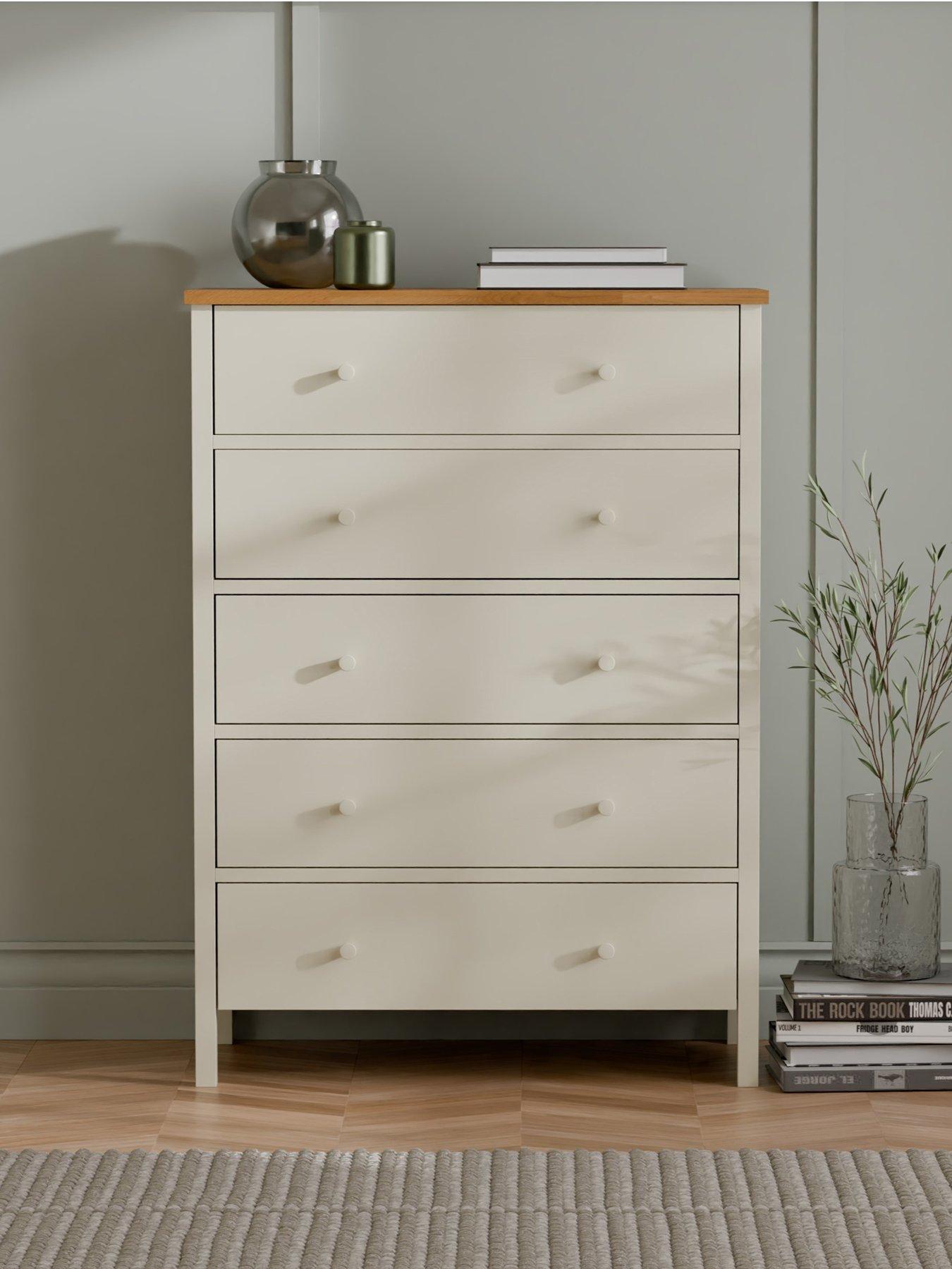 Julian Bowen Coxmoor 5 Drawer Wide Chest - Contains Solid Oak
