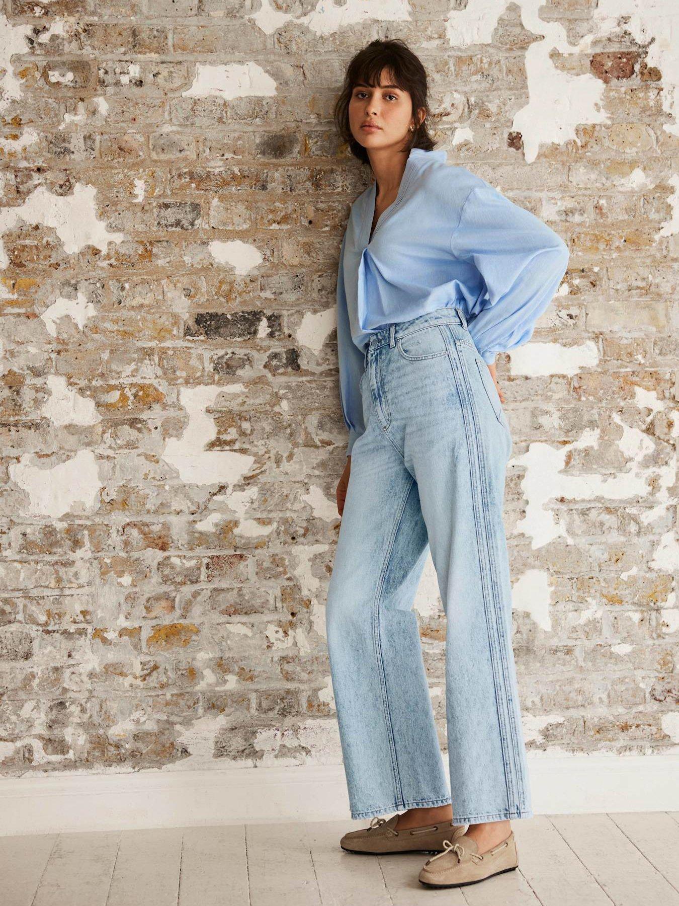 mint-velvet-light-indigo-relaxed-tapered-jeans-blueback
