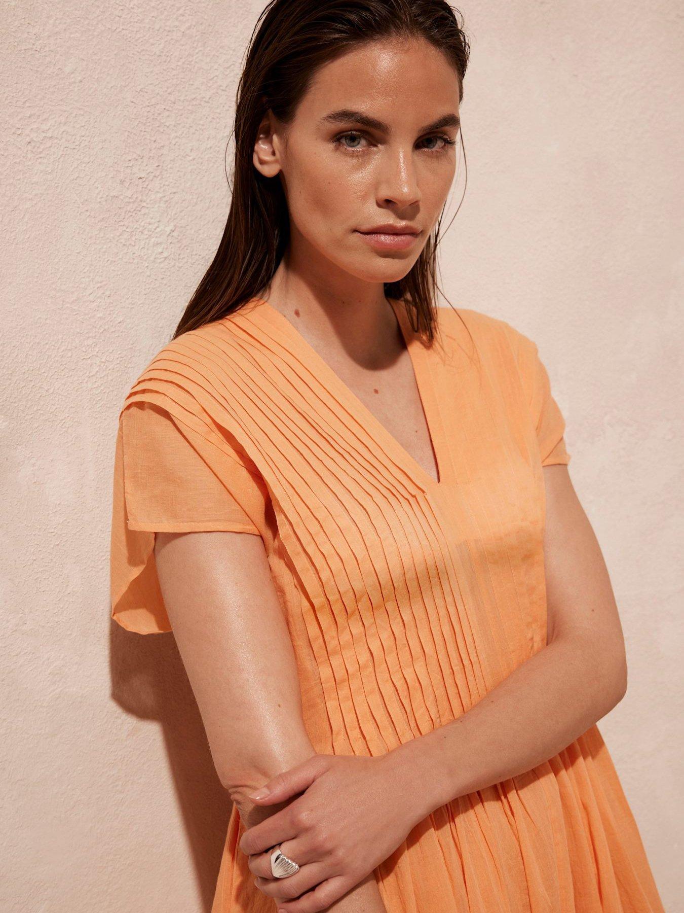 mint-velvet-pleated-kaftan-maxi-dress-orangedetail