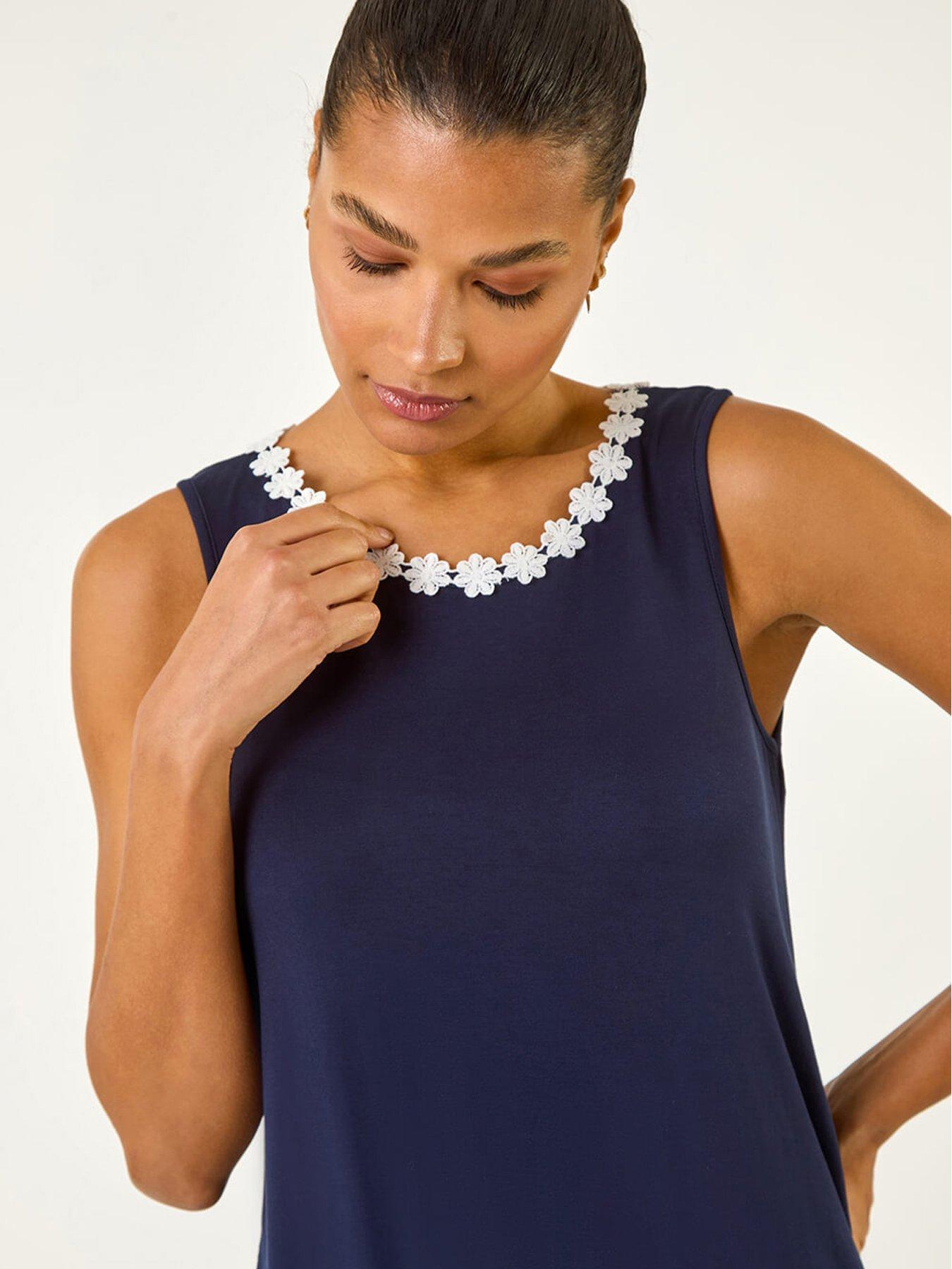 roman-daisy-neck-trim-vest-top-navyoutfit