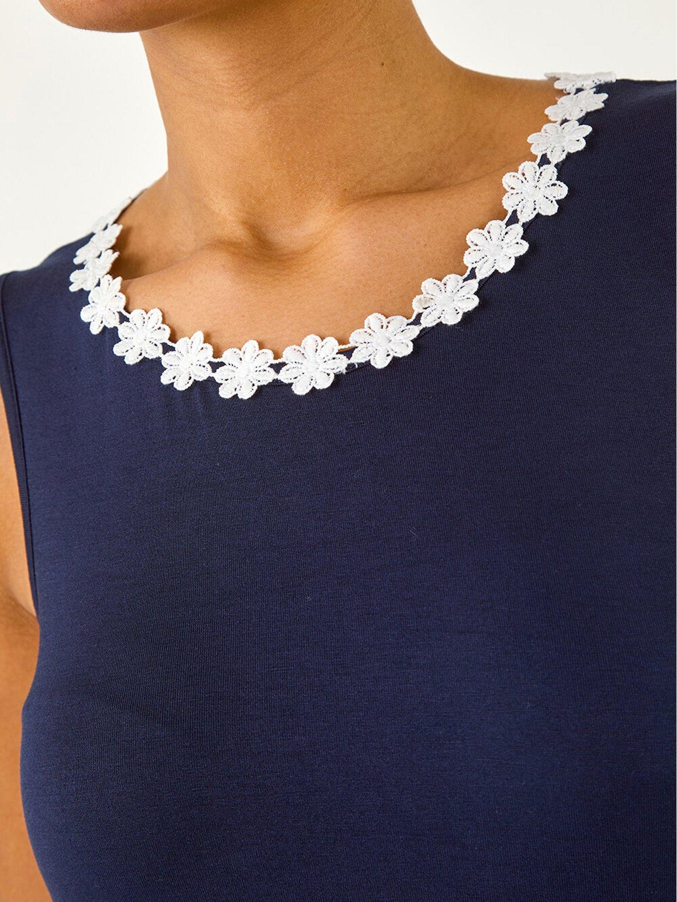roman-daisy-neck-trim-vest-top-navydetail