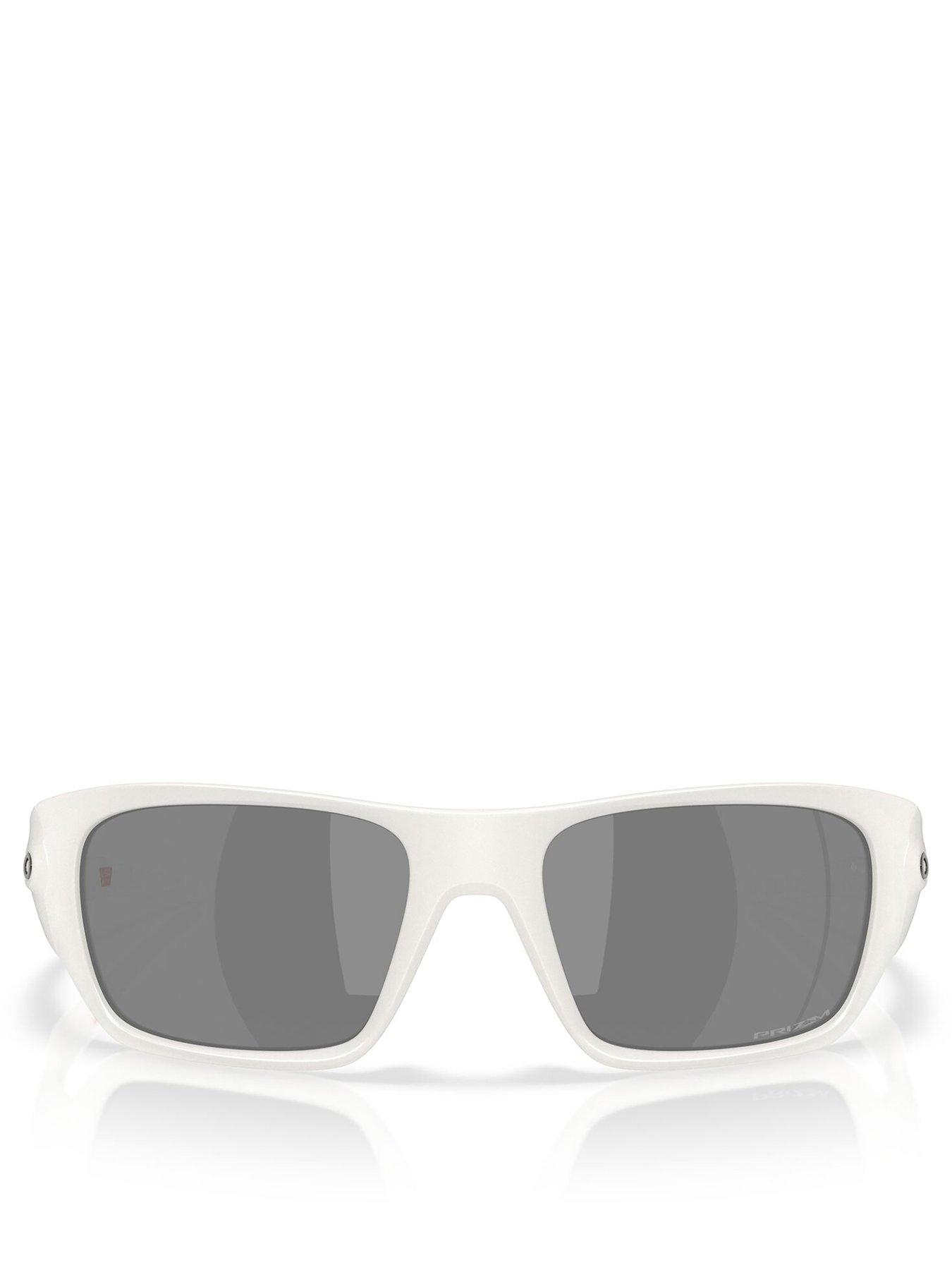 Image 3 of 4 of Oakley 0Oo9486 Square Sunglasses- White