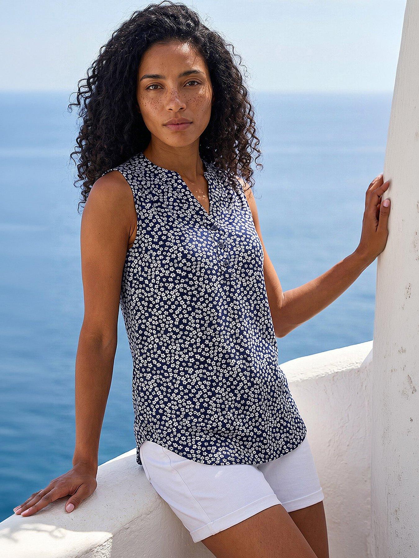 roman-textured-floral-print-v-neck-stretch-top-navy
