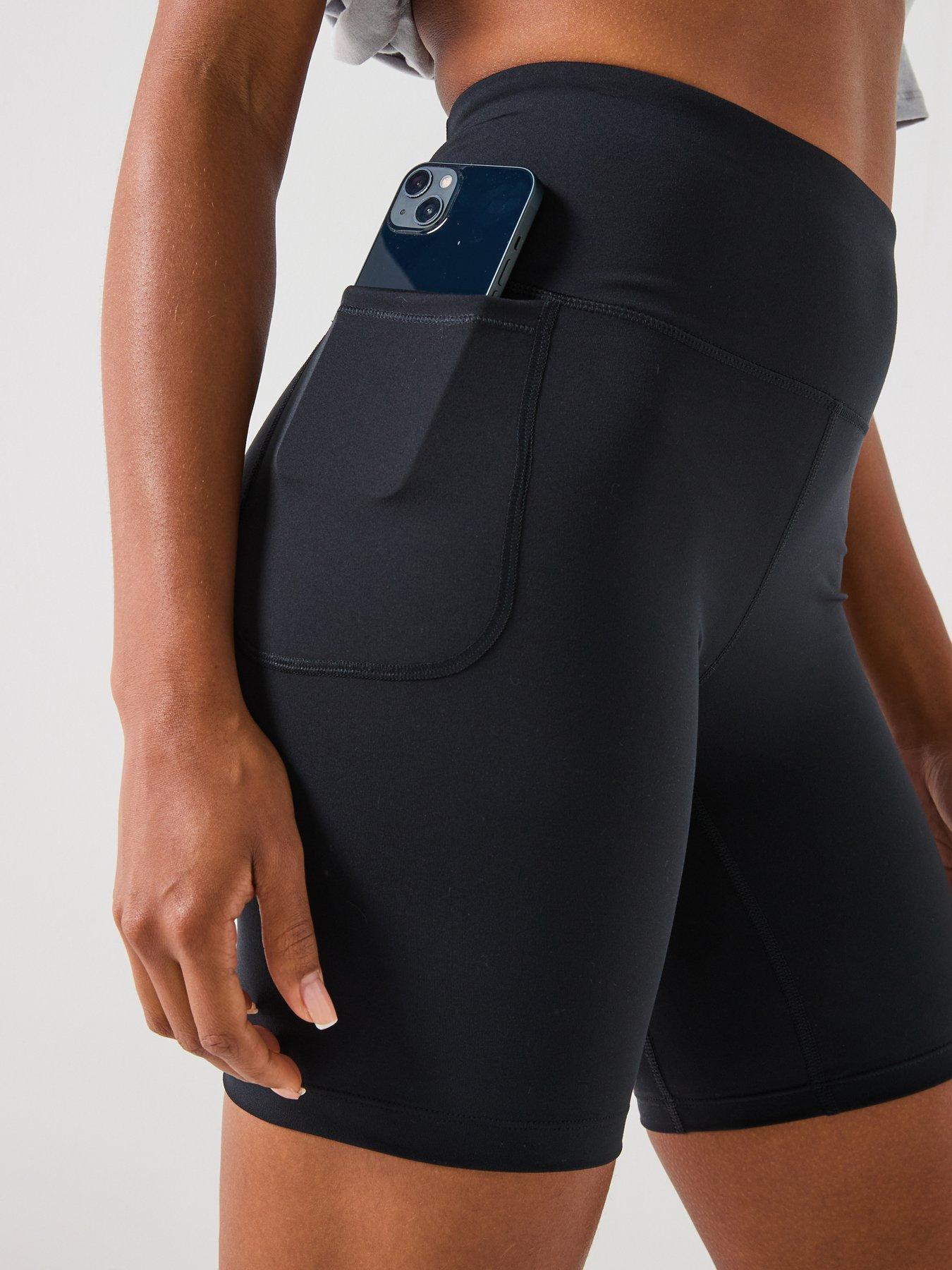 under-armour-womens-training-motion-bike-shorts-blackoutfit