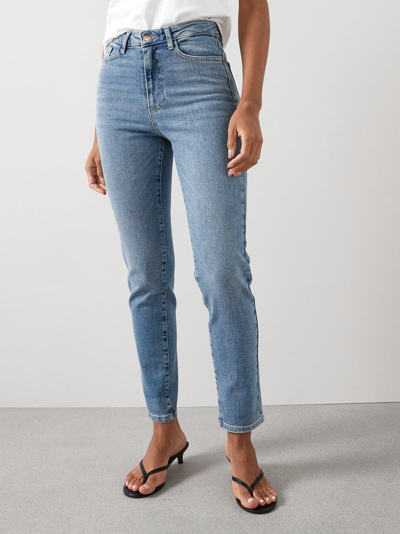 the-very-collection-issie-slim-leg-jeans-mid-wash