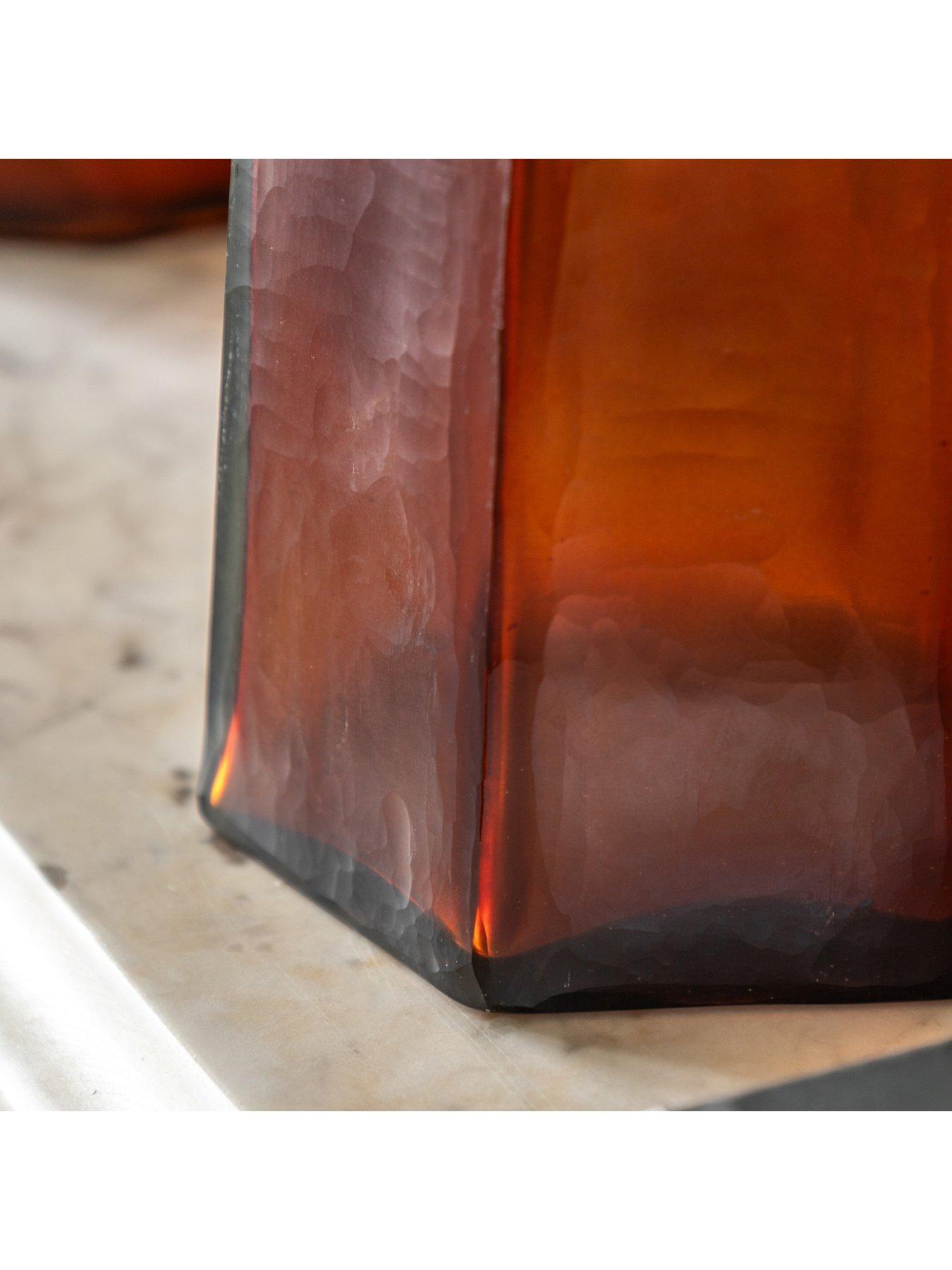 gallery-direct-faceted-short-hurricane-amberback