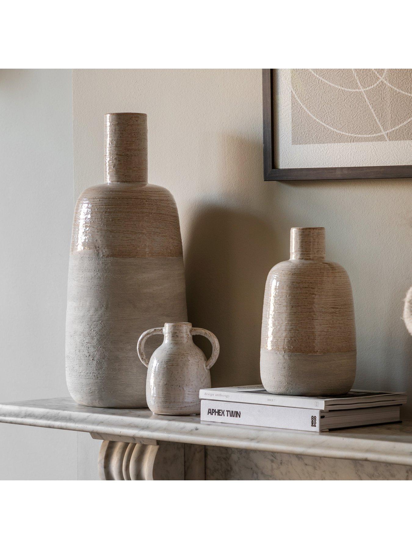 gallery-direct-mobi-ceramic-handle-vaseback