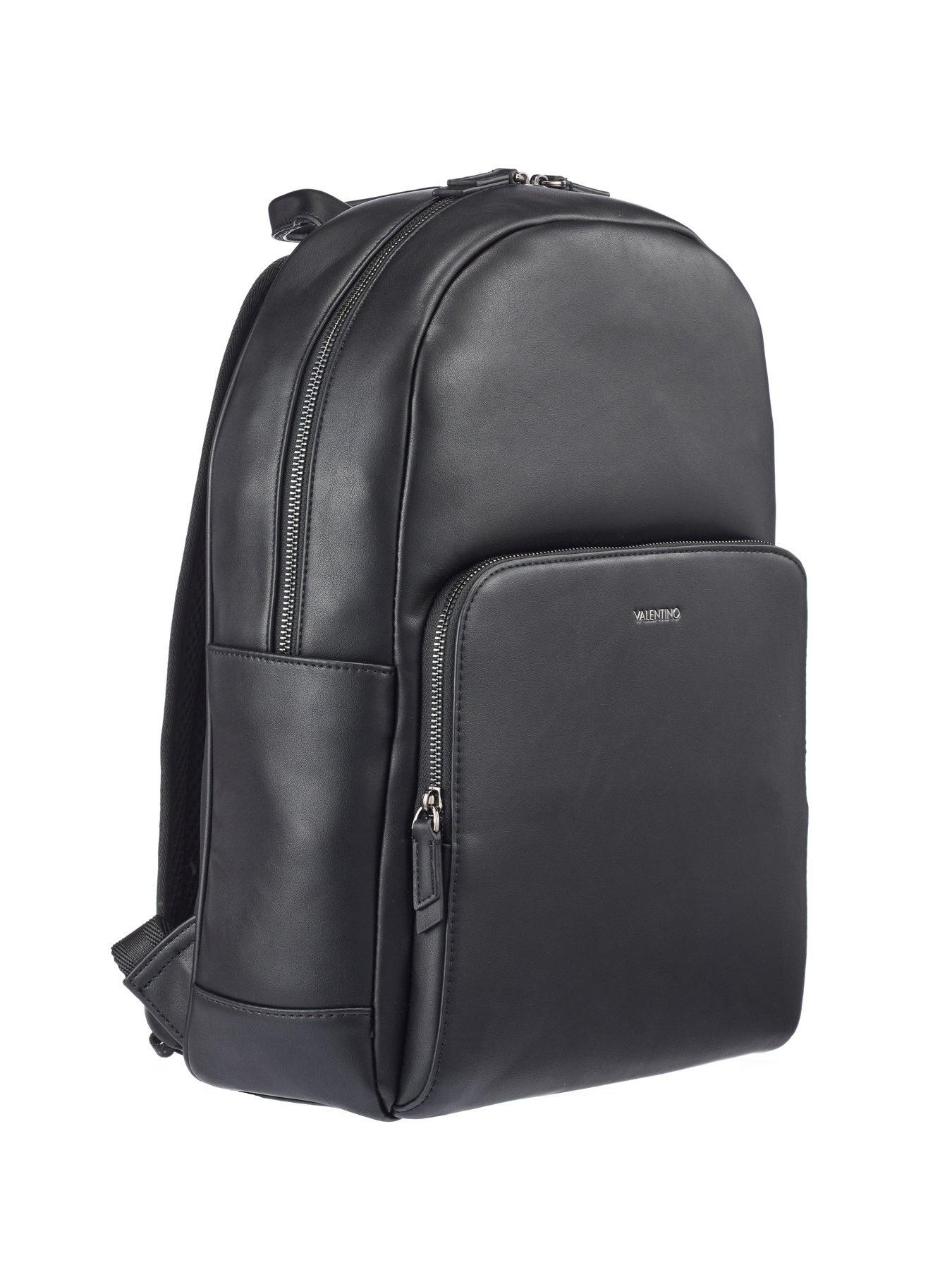 valentino-horizon-backpack--blackoutfit