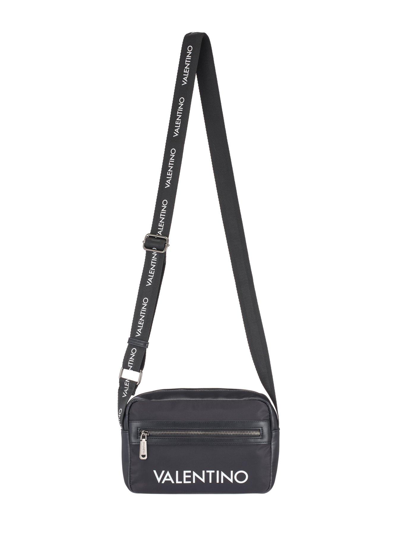 valentino-kylo-crossbody-bag--blackdetail