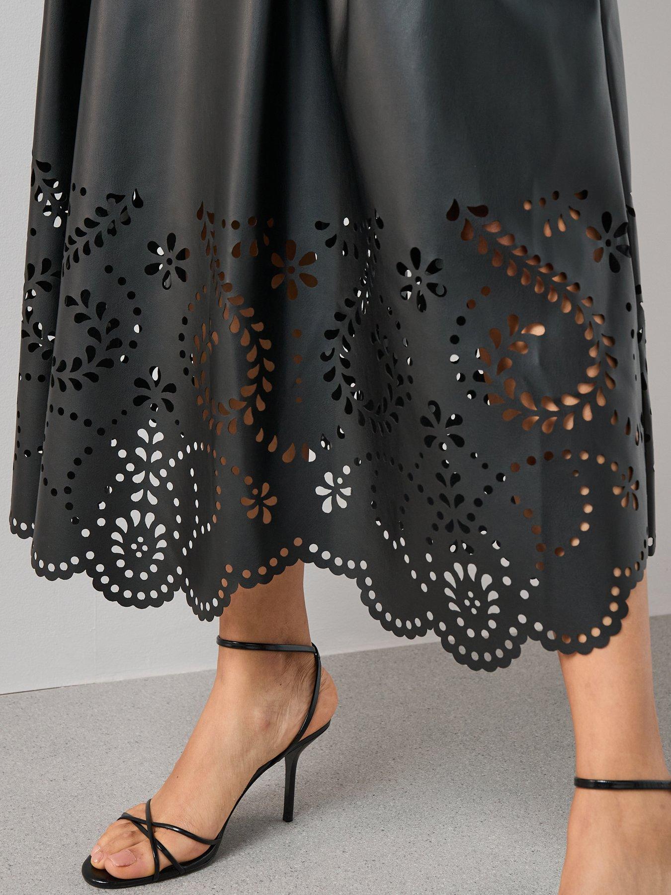 the-very-collection-pu-cutwork-midi-skirt-blackoutfit