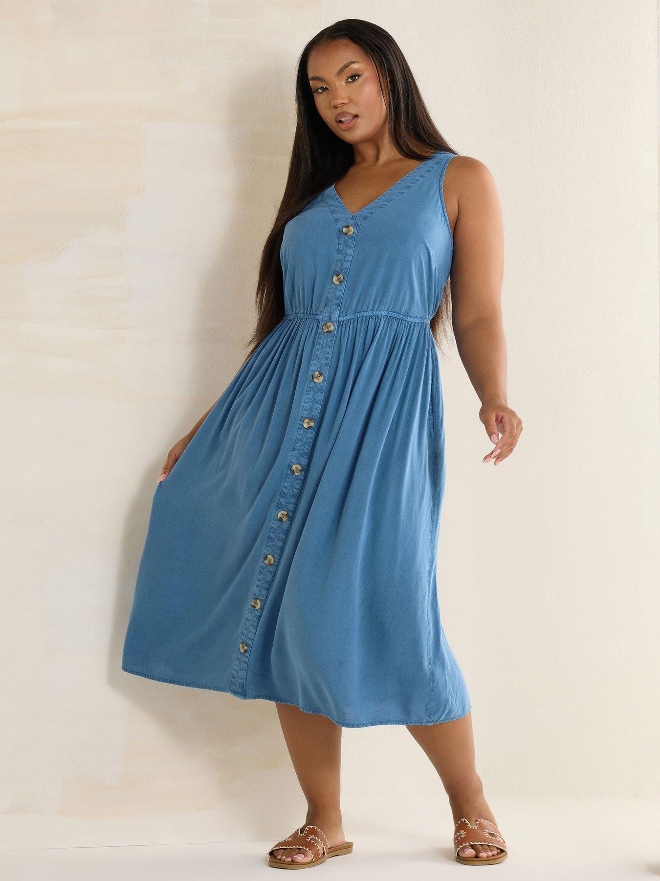 Image 3 of 4 of Yours Curve Sleeveless Button Chambray Dress - Blue