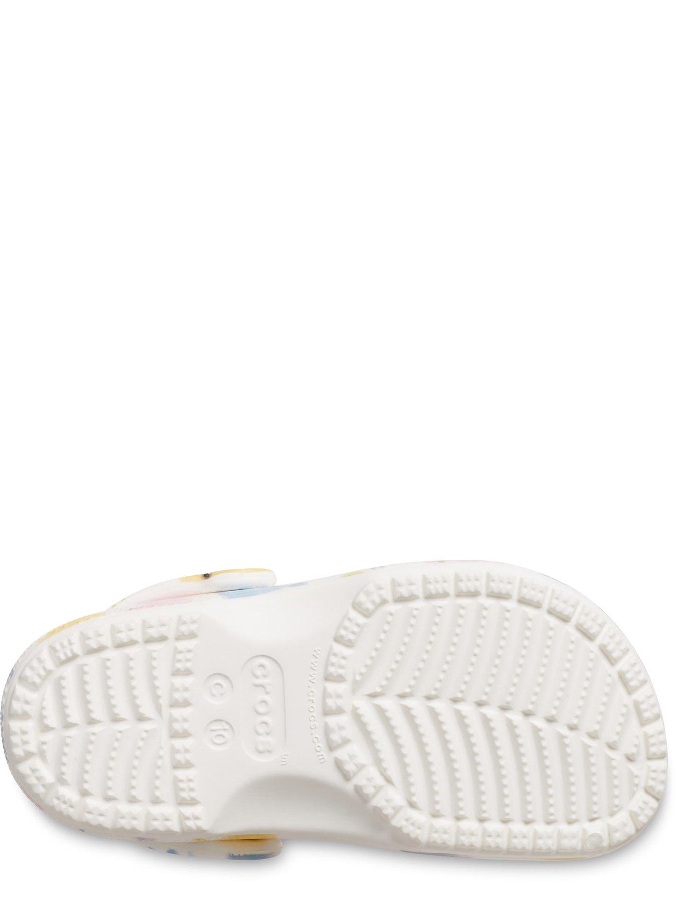 crocs-classic-clog-graphic-toddlerdetail