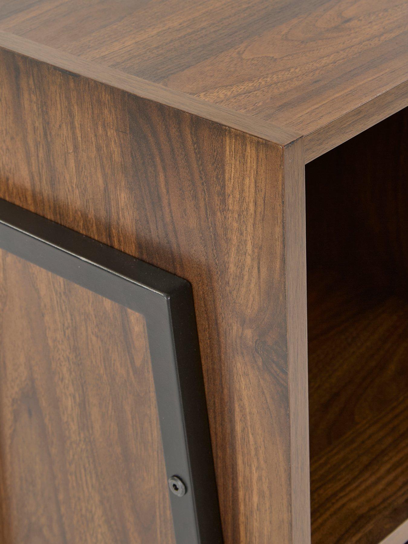 the-very-collection-otis-8-box-unit-fscreg-certifieddetail