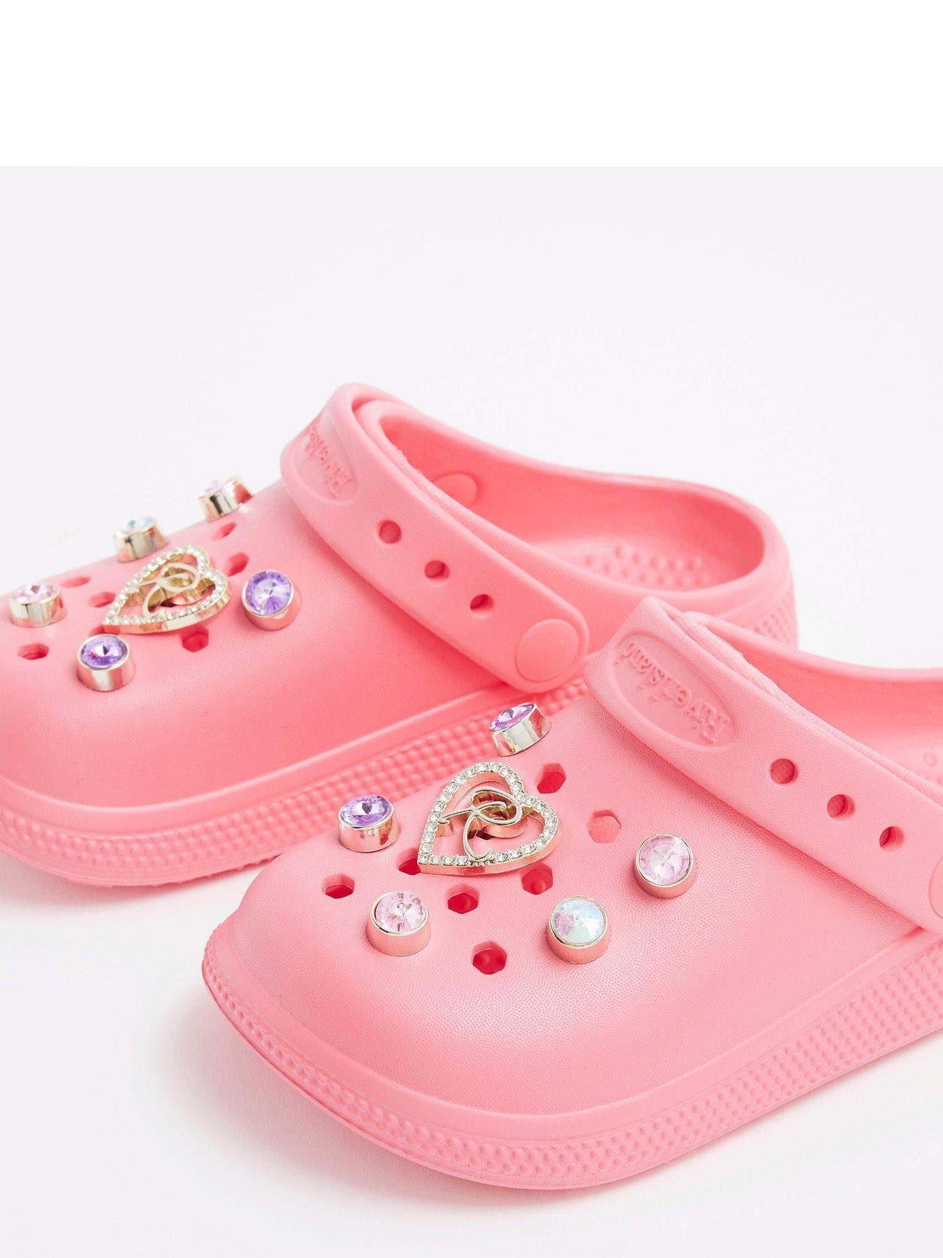 river-island-older-girls-heart-gem-clogs-pinkoutfit