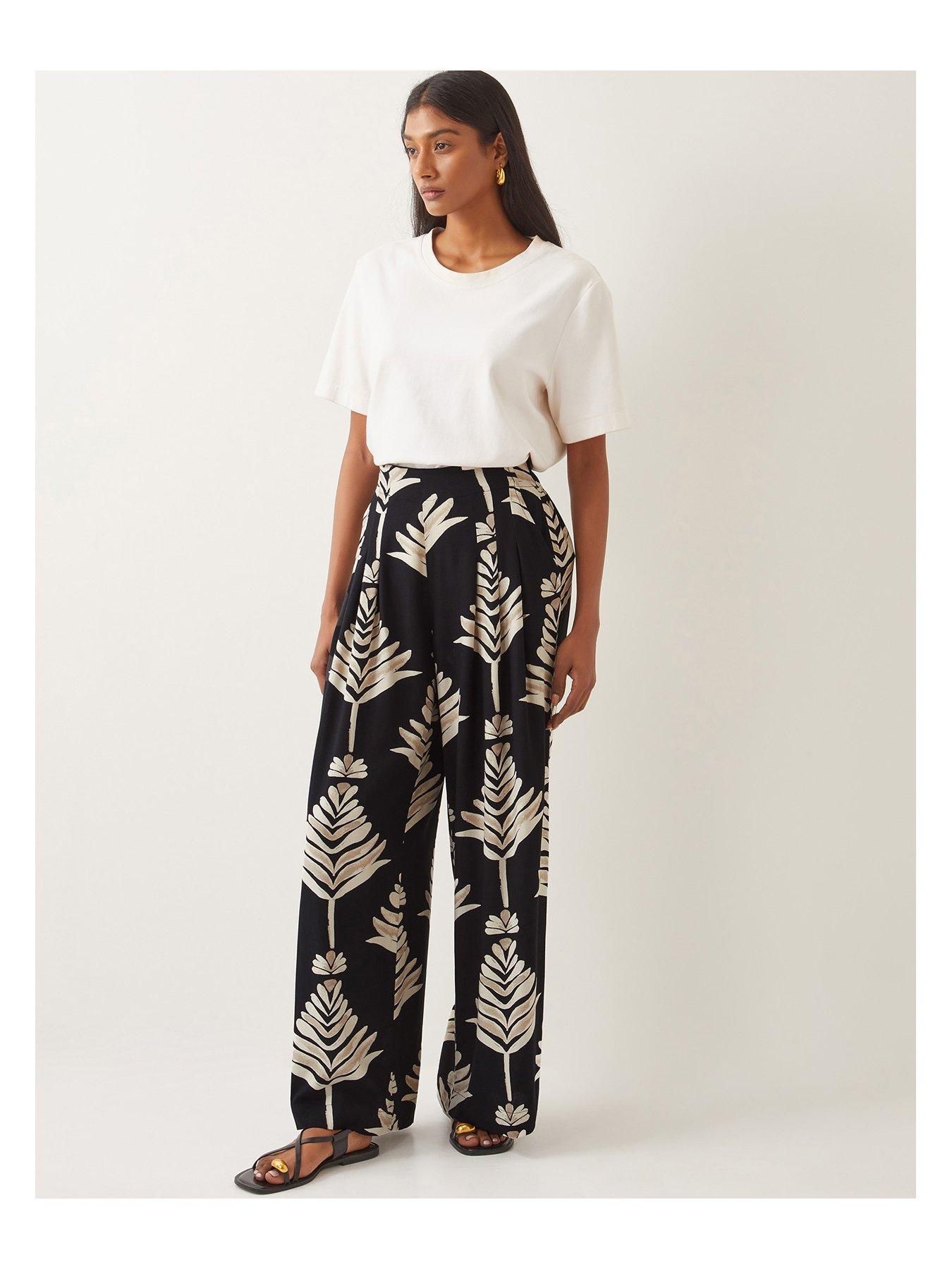 monsoon-pamela-print-trousers-blackoutfit