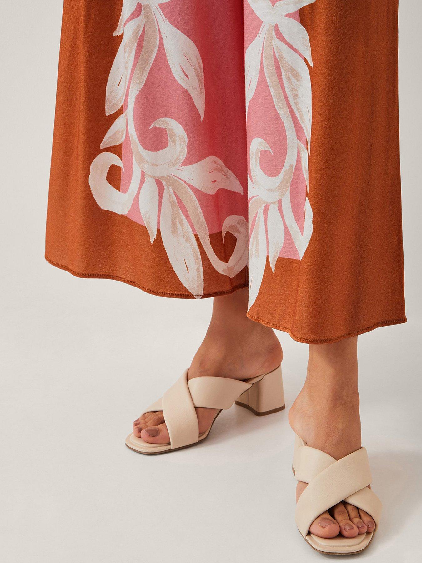 Image 5 of 6 of Monsoon Tabitha Printed Trousers - Pink