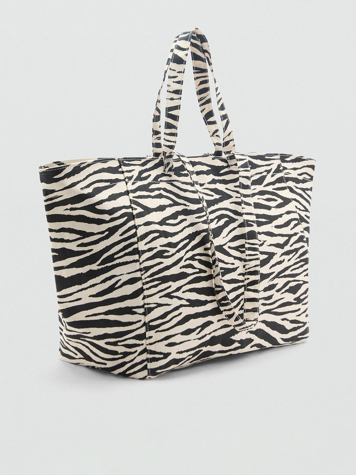 mango-zebra-cotton-shopper-bagback