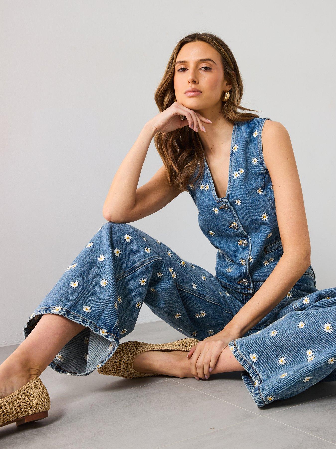 Image 4 of 5 of Mango Flower Embroidered Wide Leg Jeans - Blue