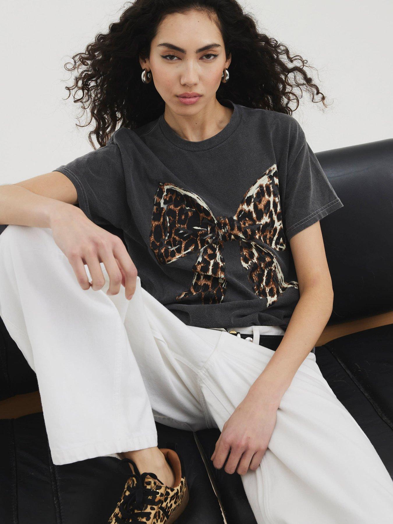 river-island-short-sleeve-leopard-bow-washed-tee-grey