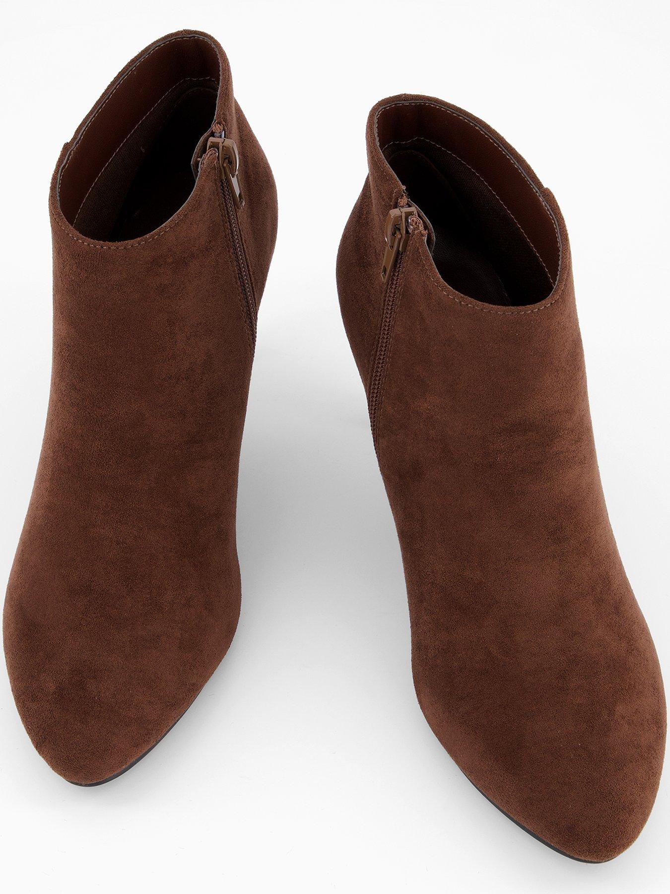 the-very-collection-heeled-shoe-bootdetail