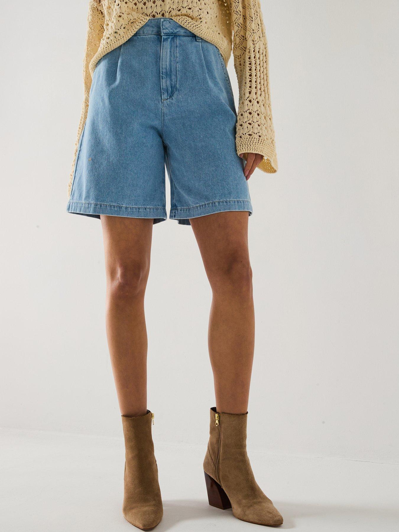 undefined Soft Denim Pleat Shorts - Mid Wash