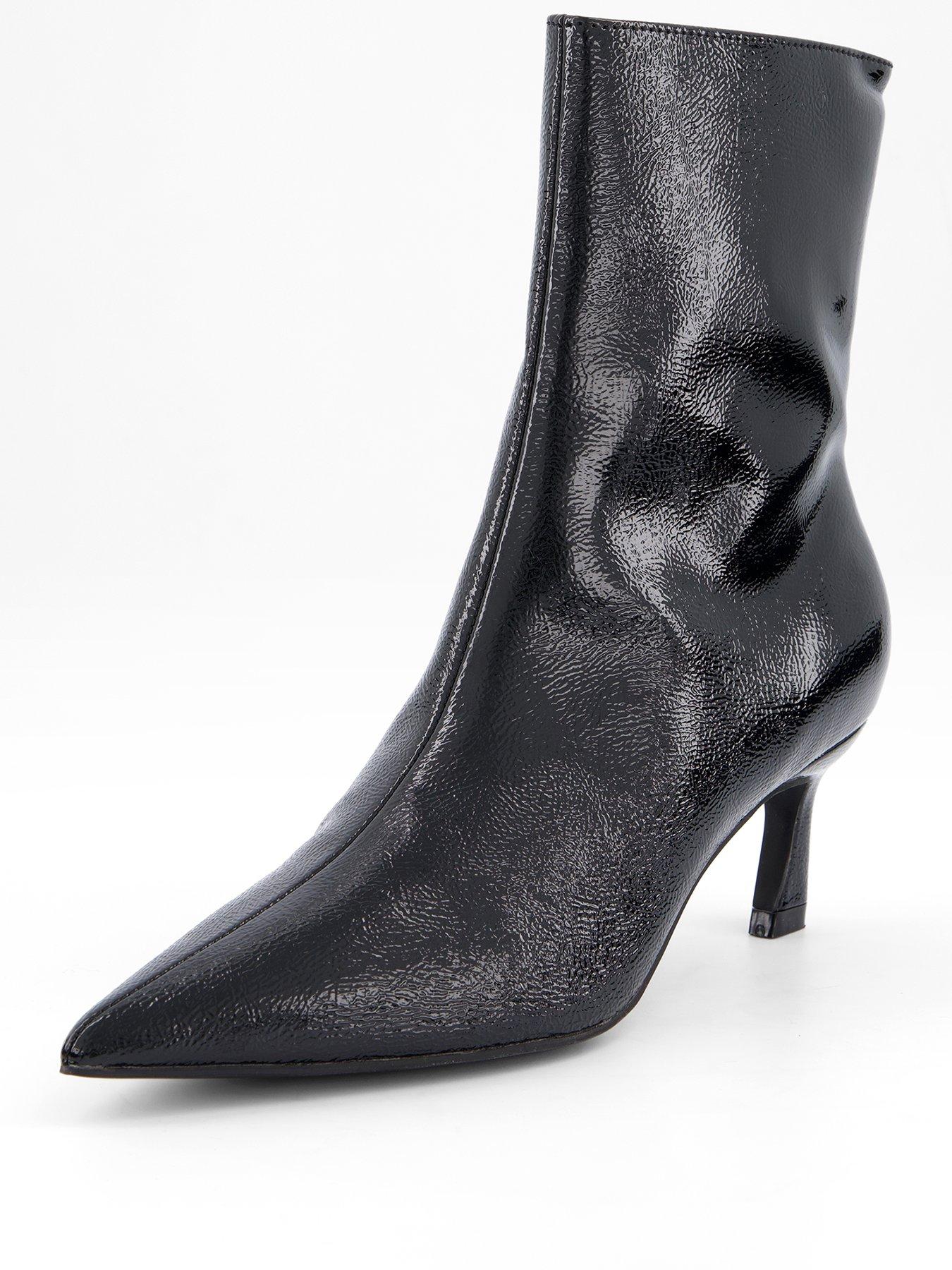 the-very-collection-pointed-toe-ankle-boot-blackback