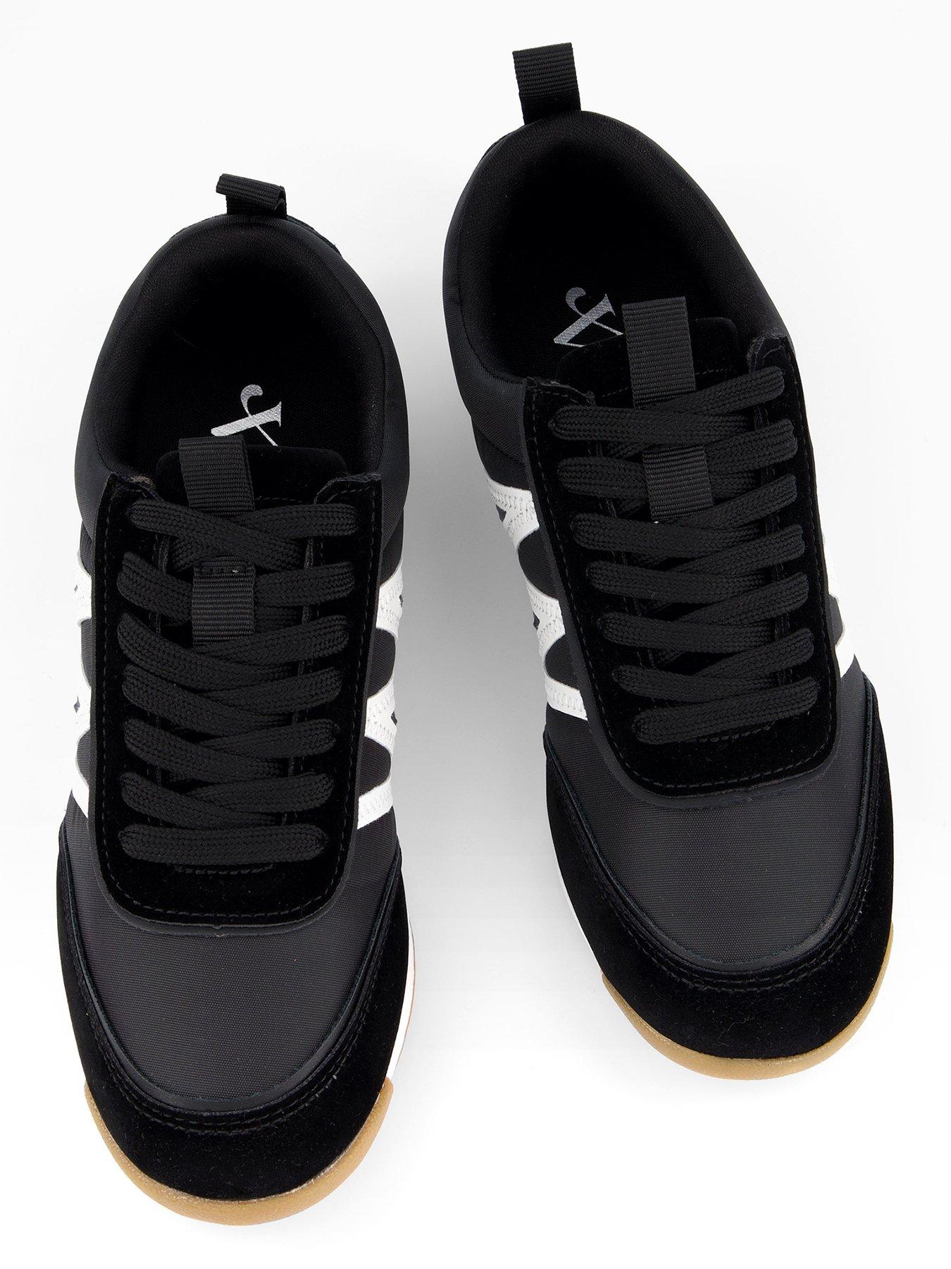 Image 4 of 7 of The Very Collection Side Stripe&nbsp;Trainer - Black