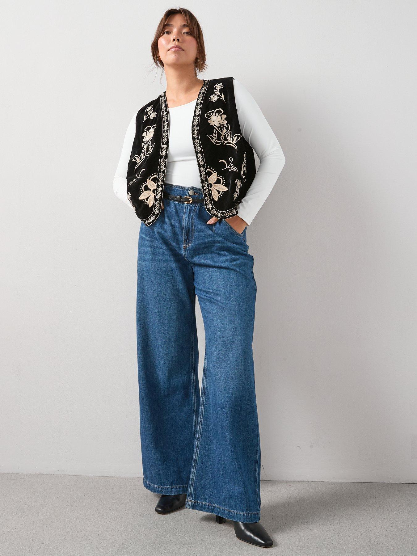 Image 5 of 7 of V by Very Curve Embroidered Velvet Waistcoat - Black