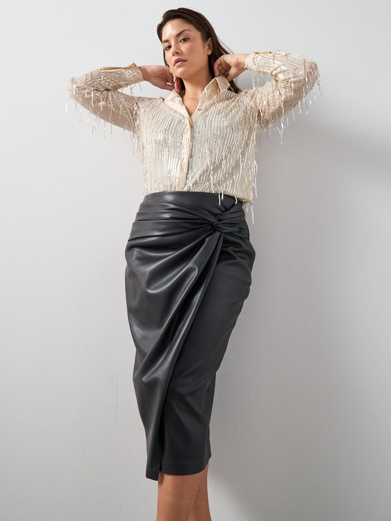 the-very-collection-curve-wrap-pu-midi-skirt-blackfront