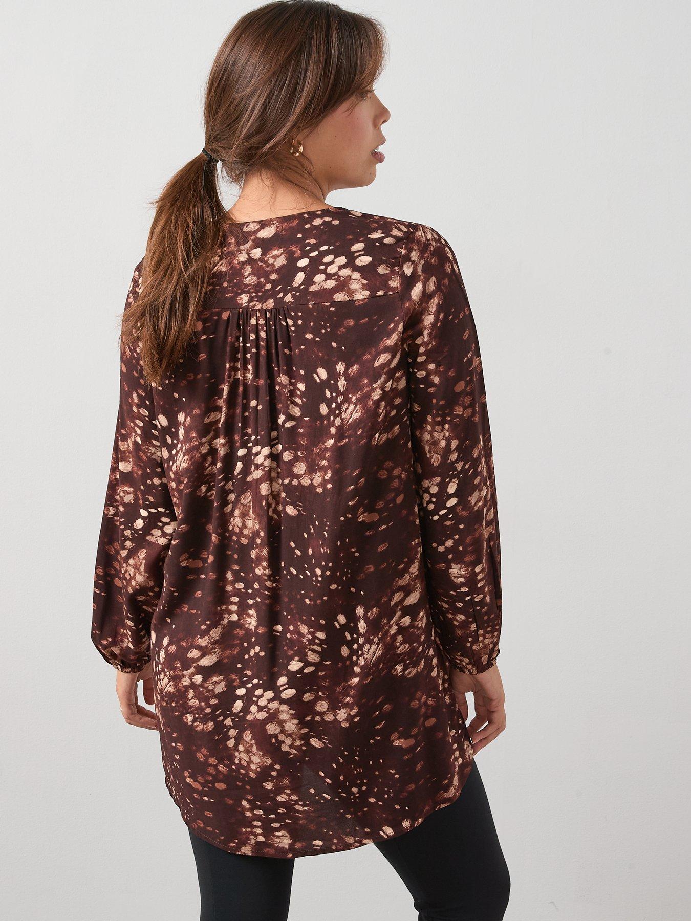 v-by-very-curve-printed-smock-longline-blouse-chocolatestillFront