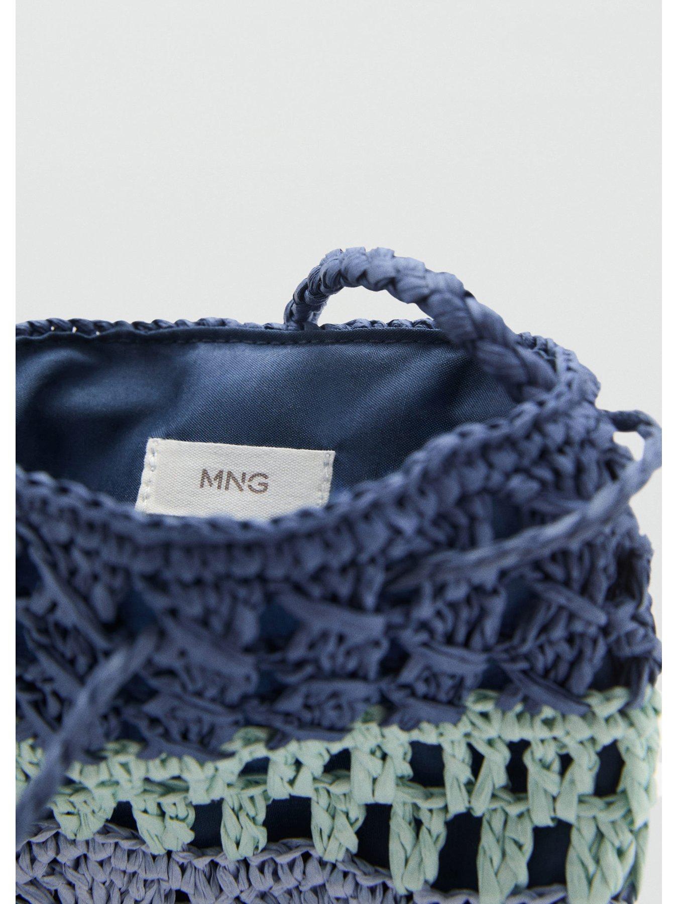 mango-girls-contrast-mini-bag-navydetail