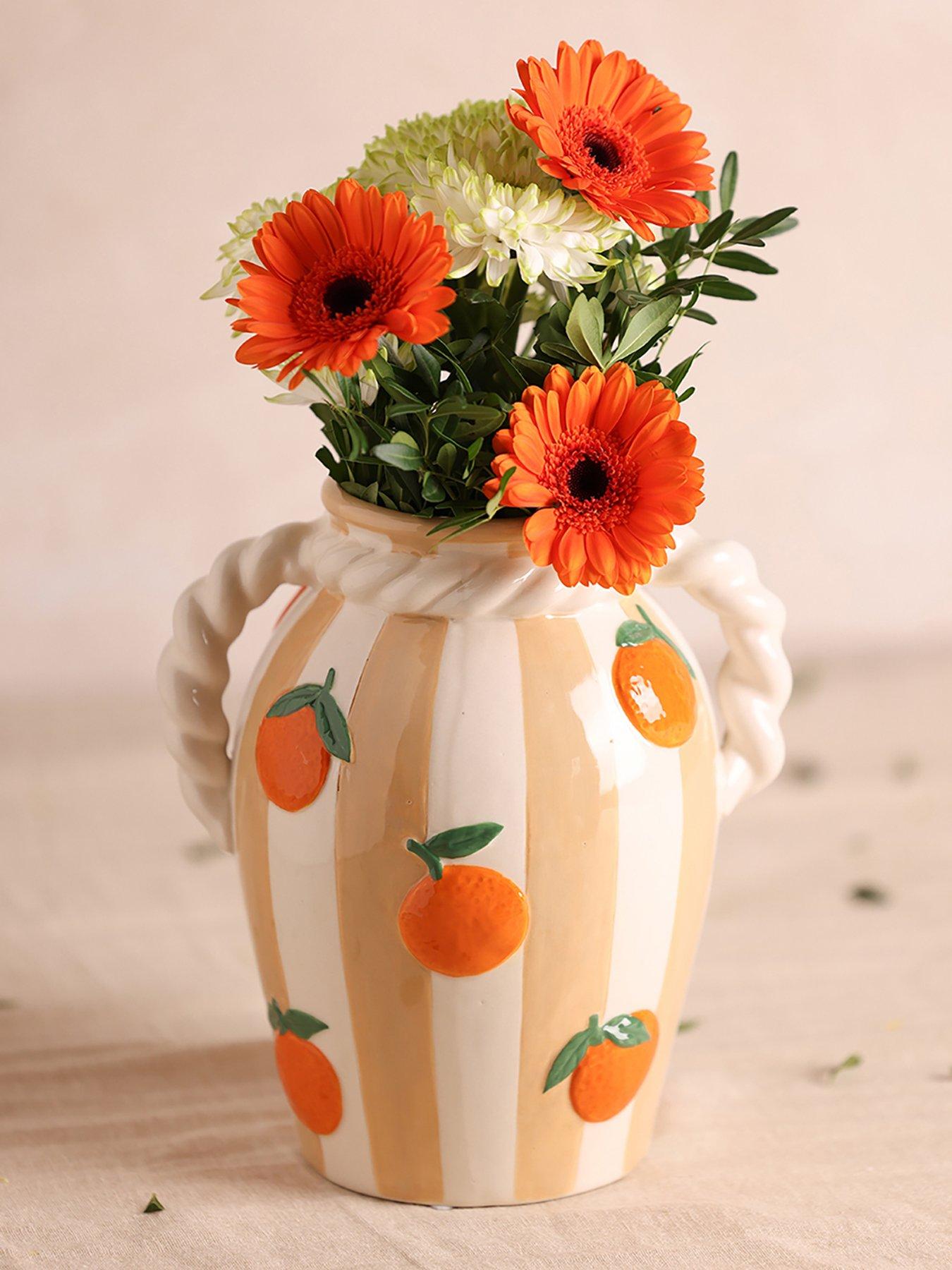 Hestia Hestia Striped Vase With Oranges And Rope Effect Handle